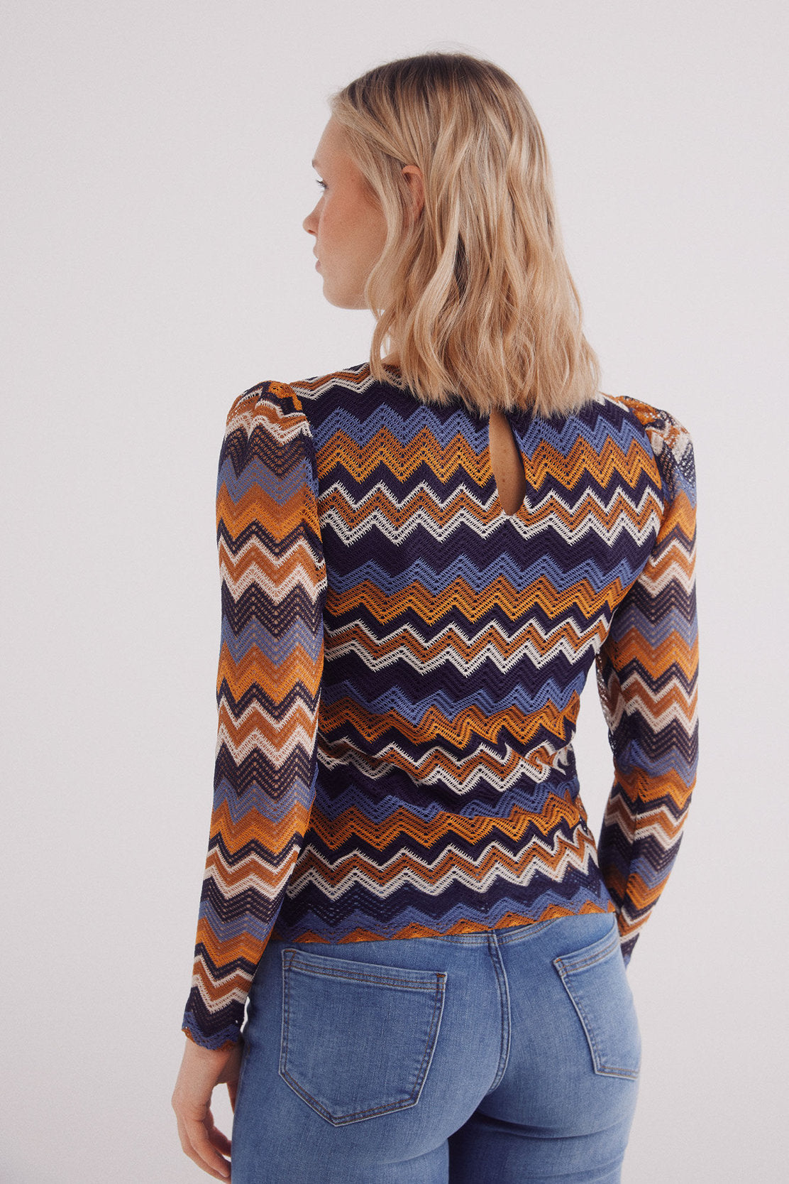 Springfield_Zigzag Structured T-Shirt_0079844_10_04