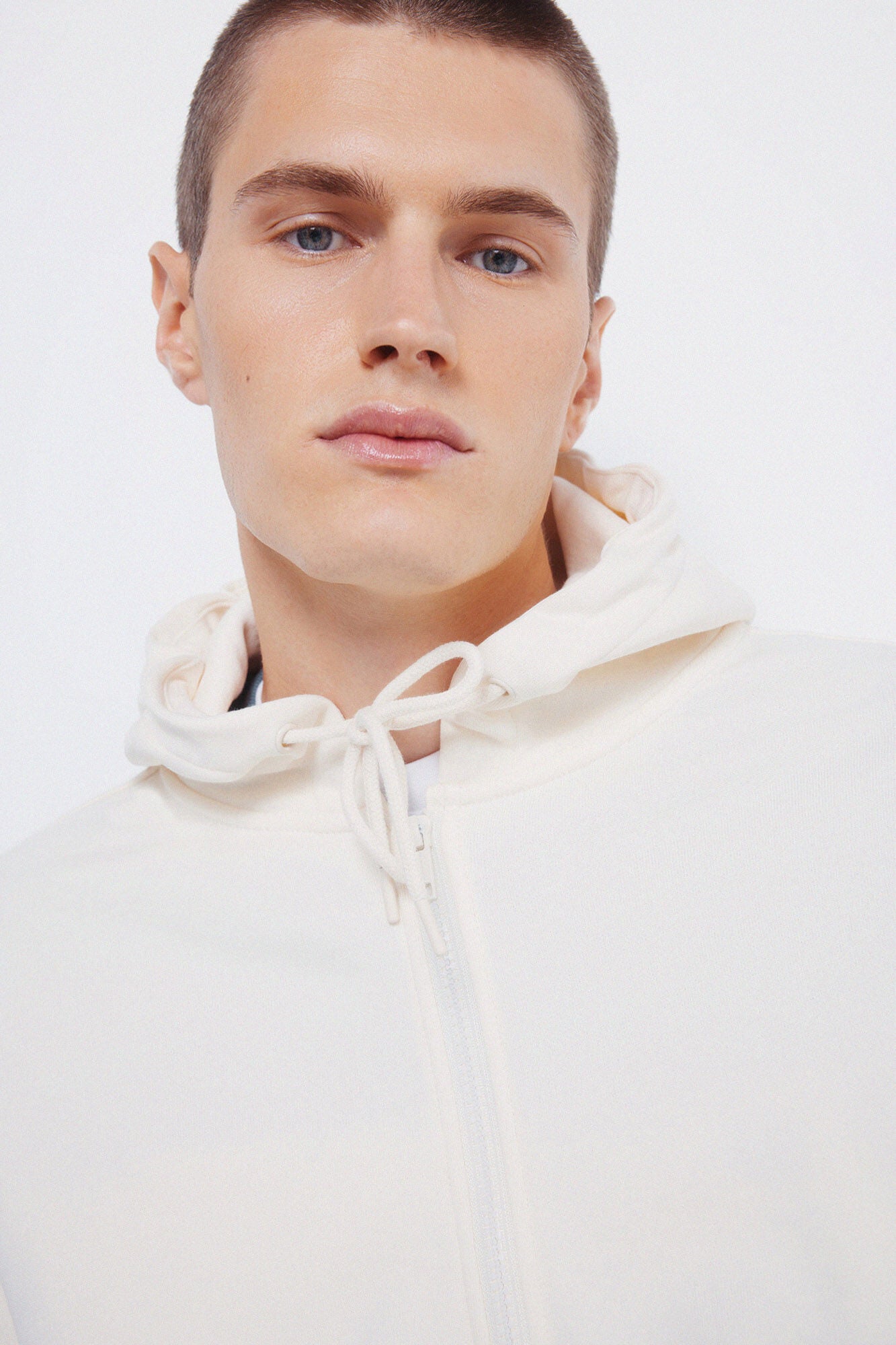 Springfield_White_Sweatshirt Hood with Zip Fastening_0092097_97_02