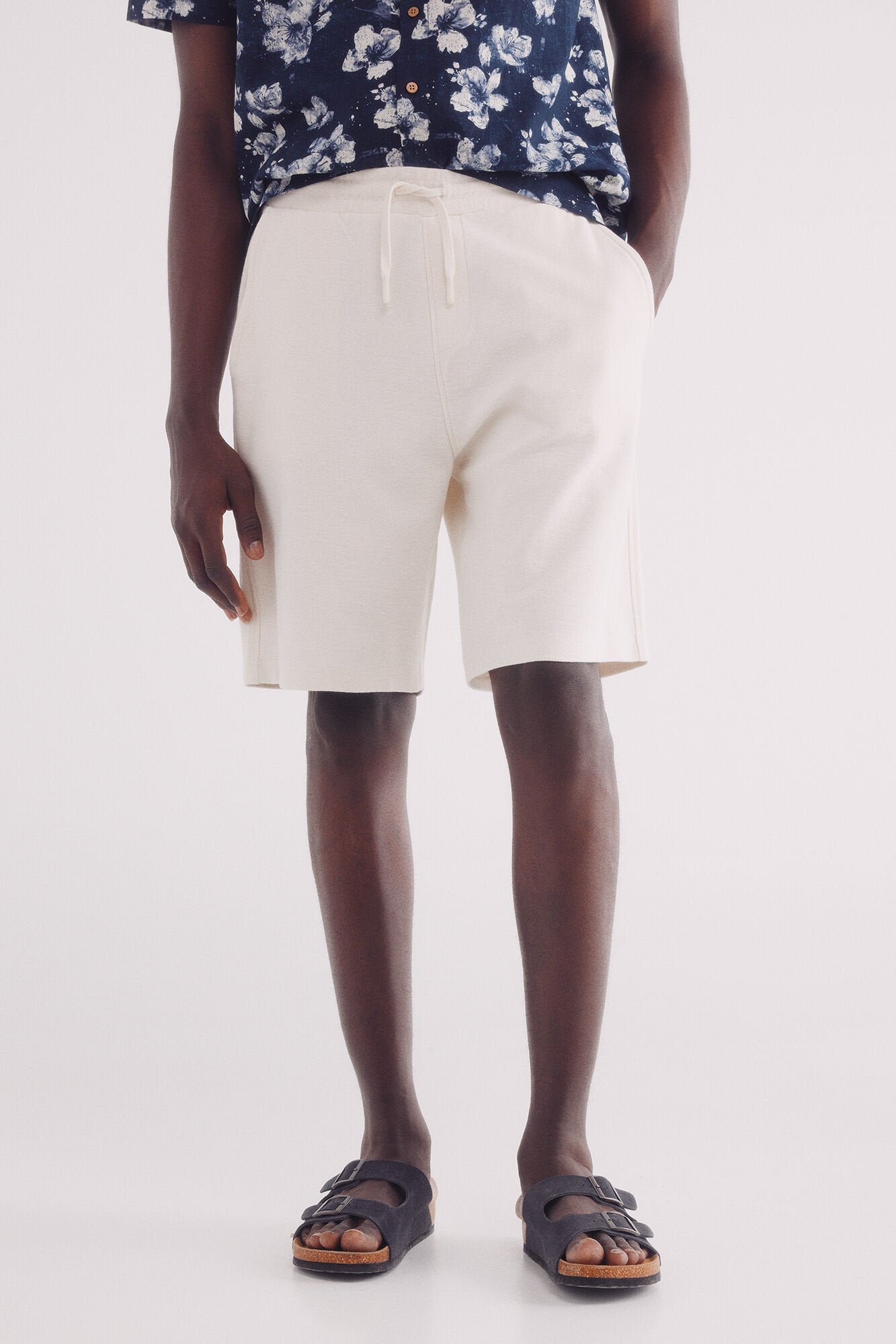 Springfield_Jogger Bermuda Shorts_0229785_97_02