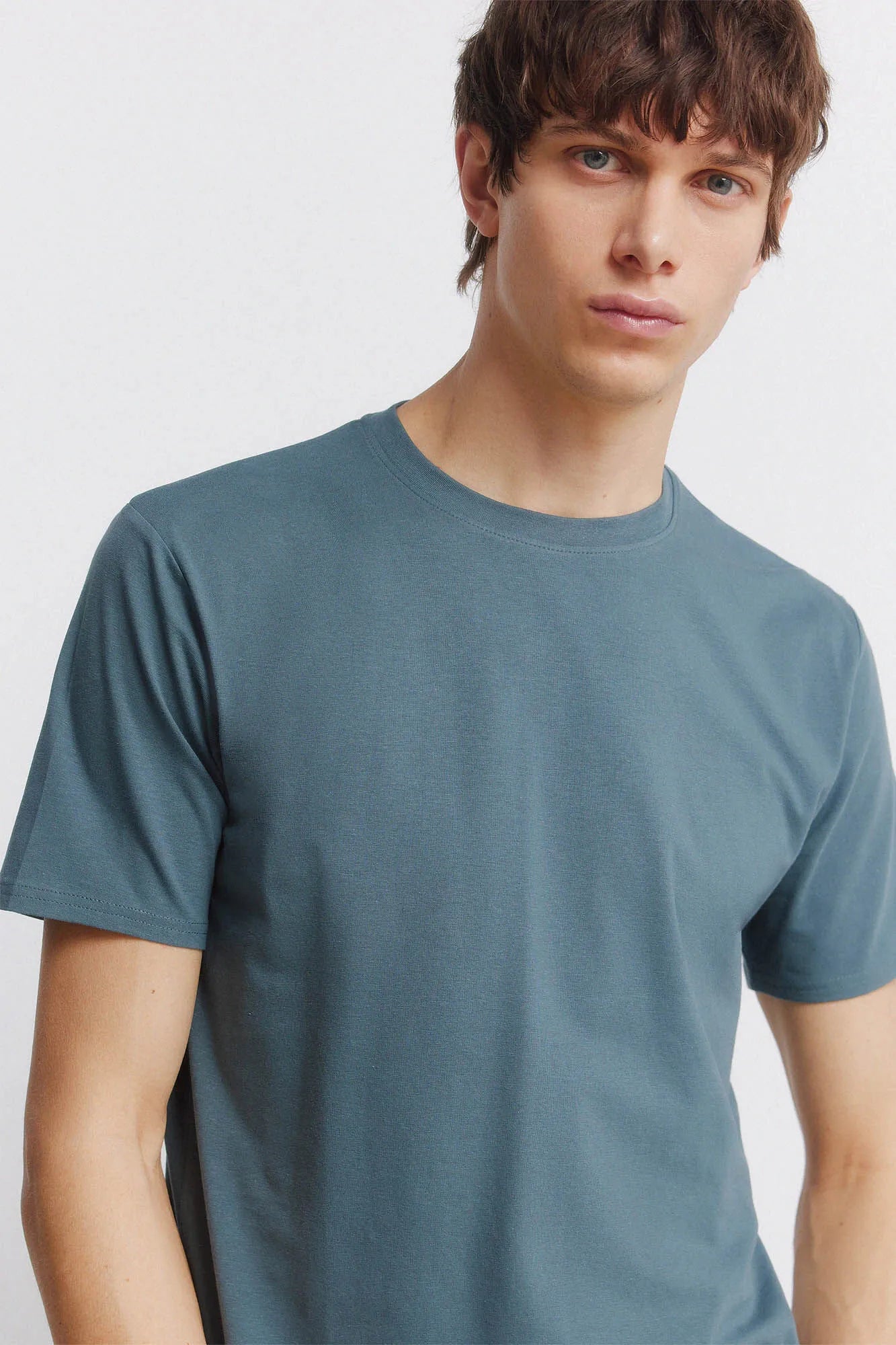 Springfield Blue Men Lycra Slim Fit T-Shirt SKU: 0243378_83 Image 02