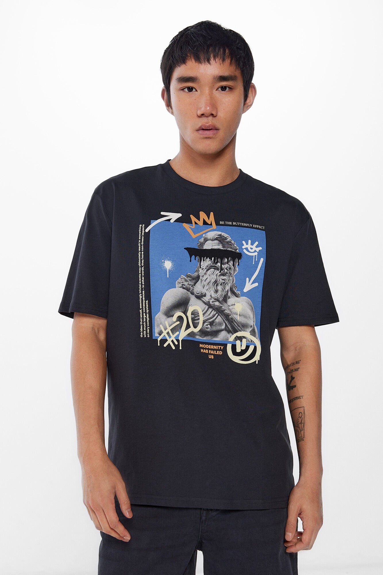 Basic T Shirt With Graphics_0267504_01_01