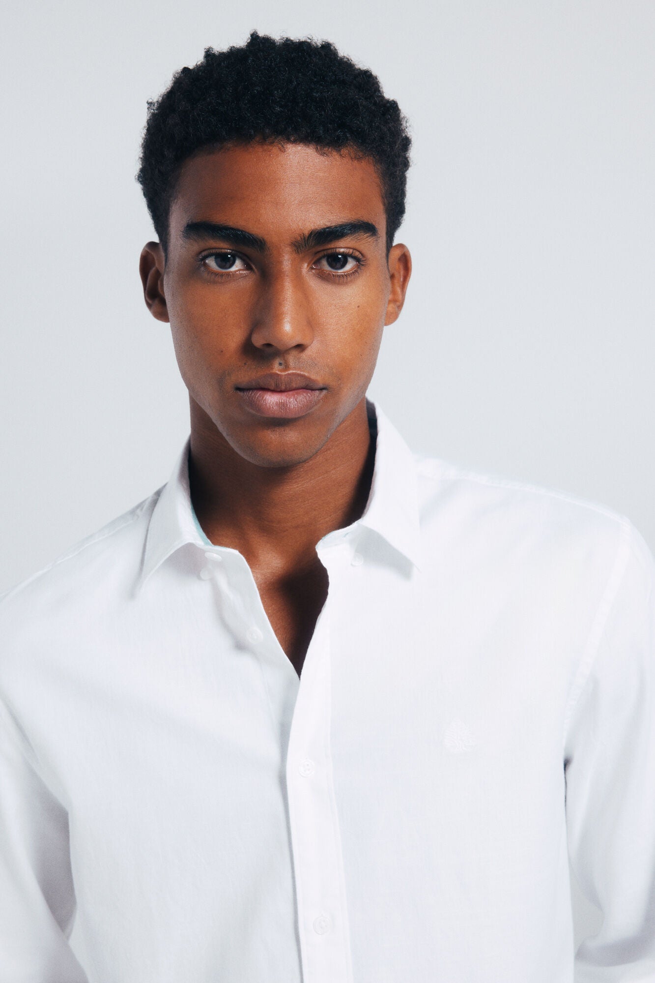 Springfield_White_Textured Shirt_0272776_99_03