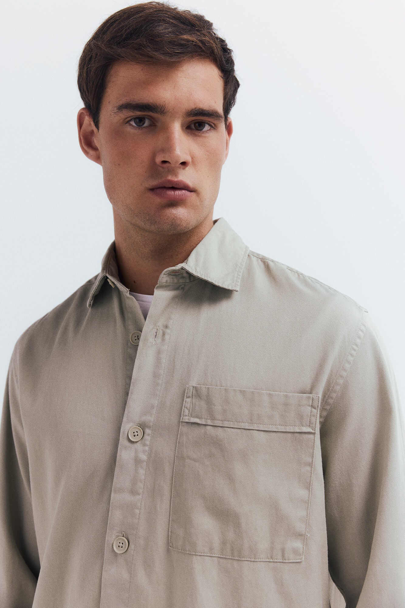 Springfield_White_Oversized Tencel Overshirt_0272783_97_02