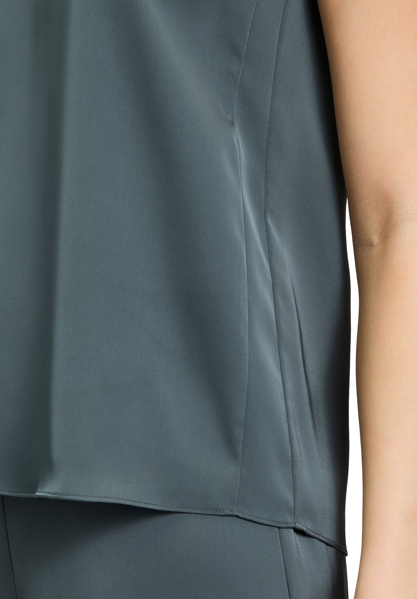 Vera Mont_Casual Satin Blouse_0301-4262_5605_07