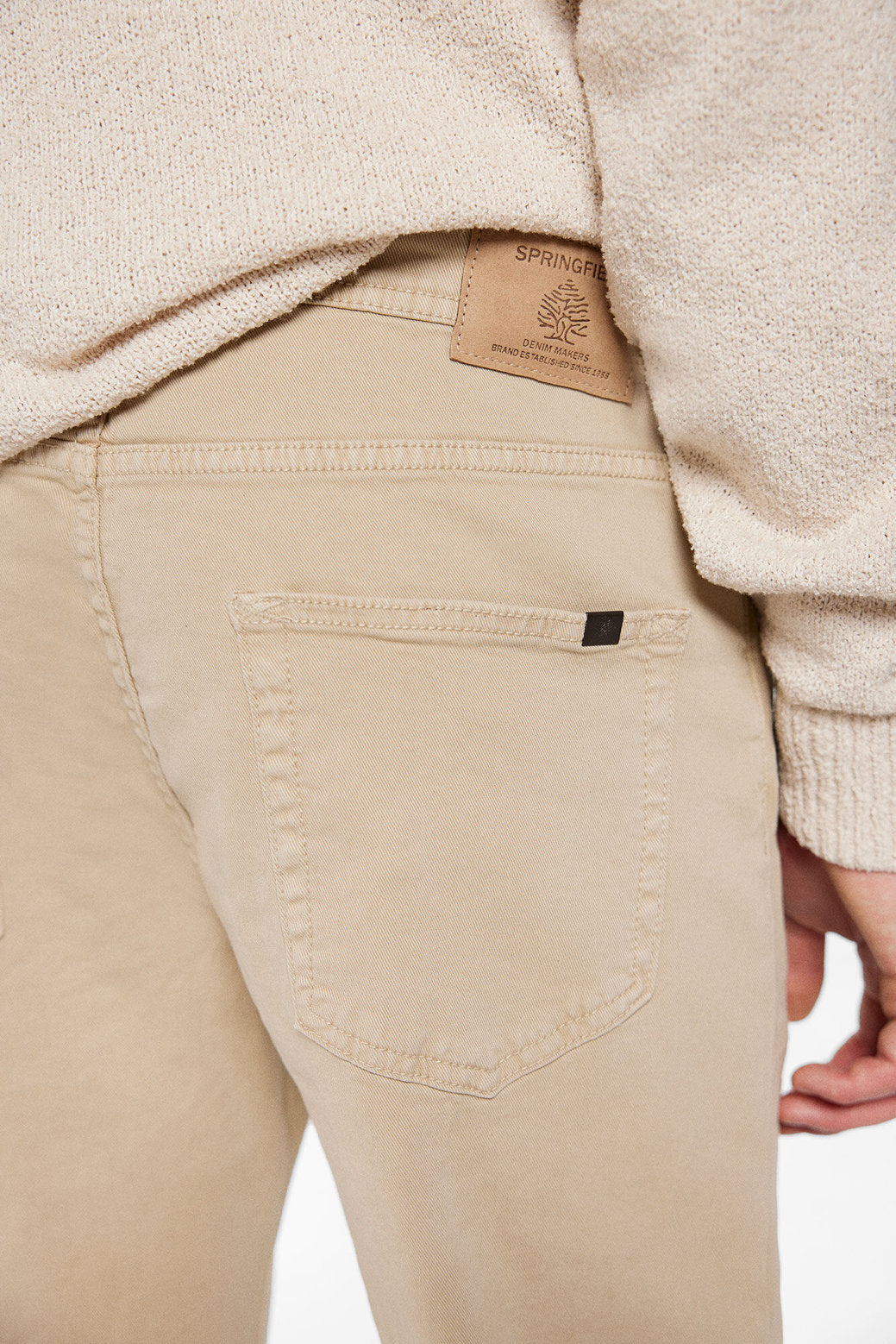 Slim Fit Chino Trousers_0397811_51_02