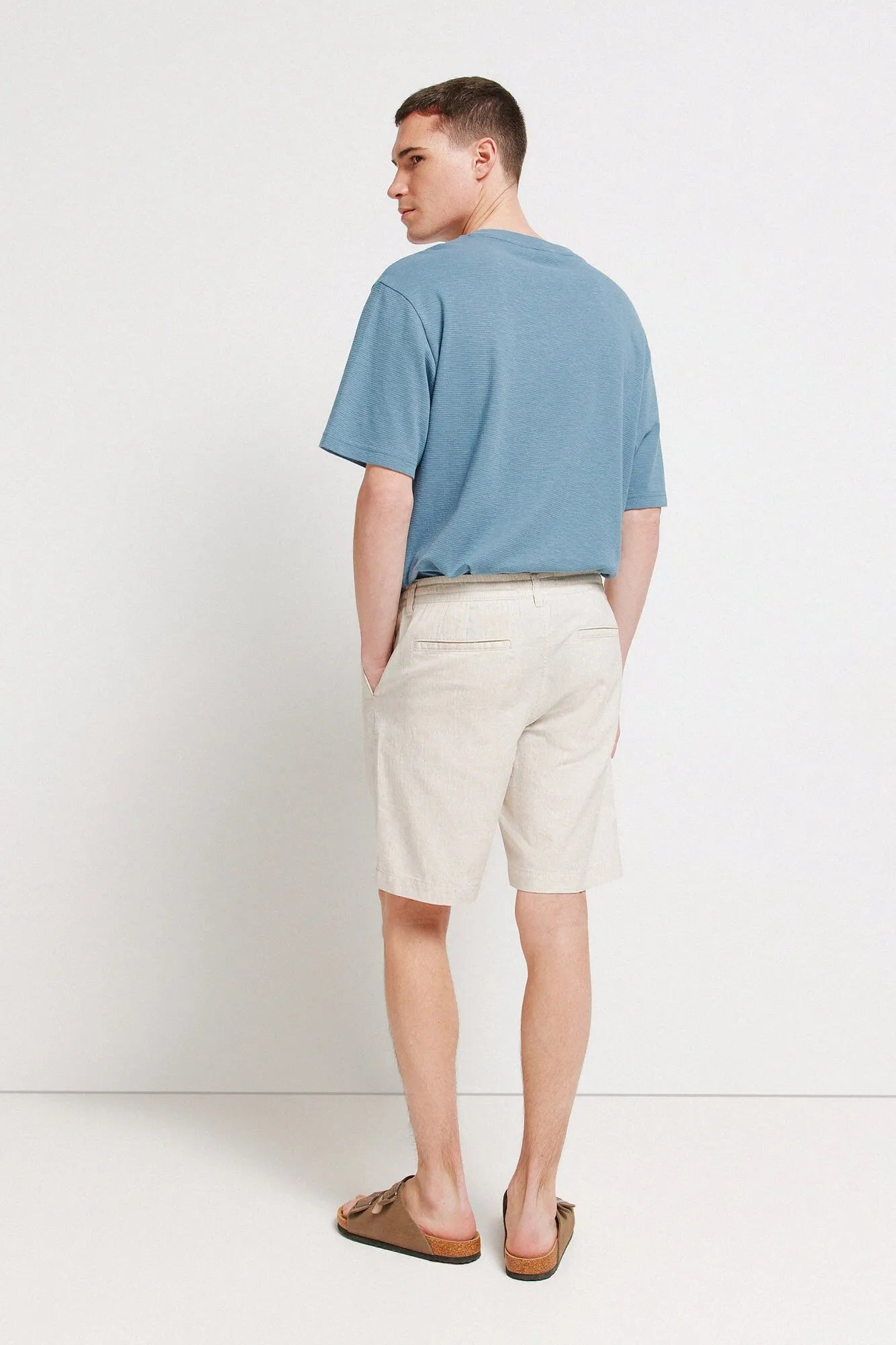 Springfield Beige Men Linen Comfort Slim Fit Bermuda Shorts SKU: 0433667_51 Image 05