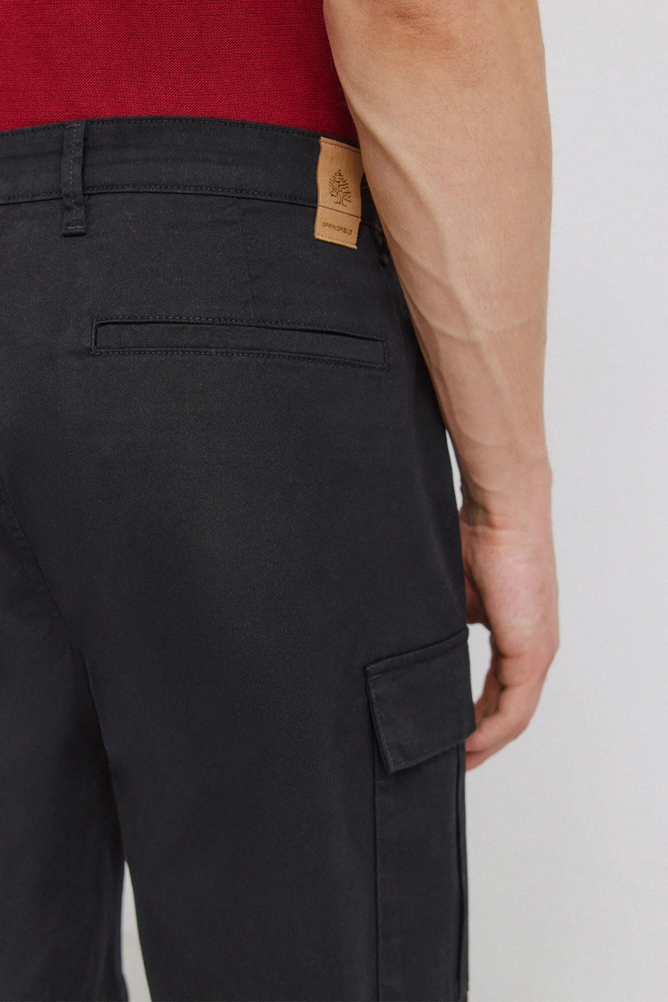 Springfield Black Men Comfort Fit Cargo Bermuda Shorts SKU: 0433672_01 Image 06