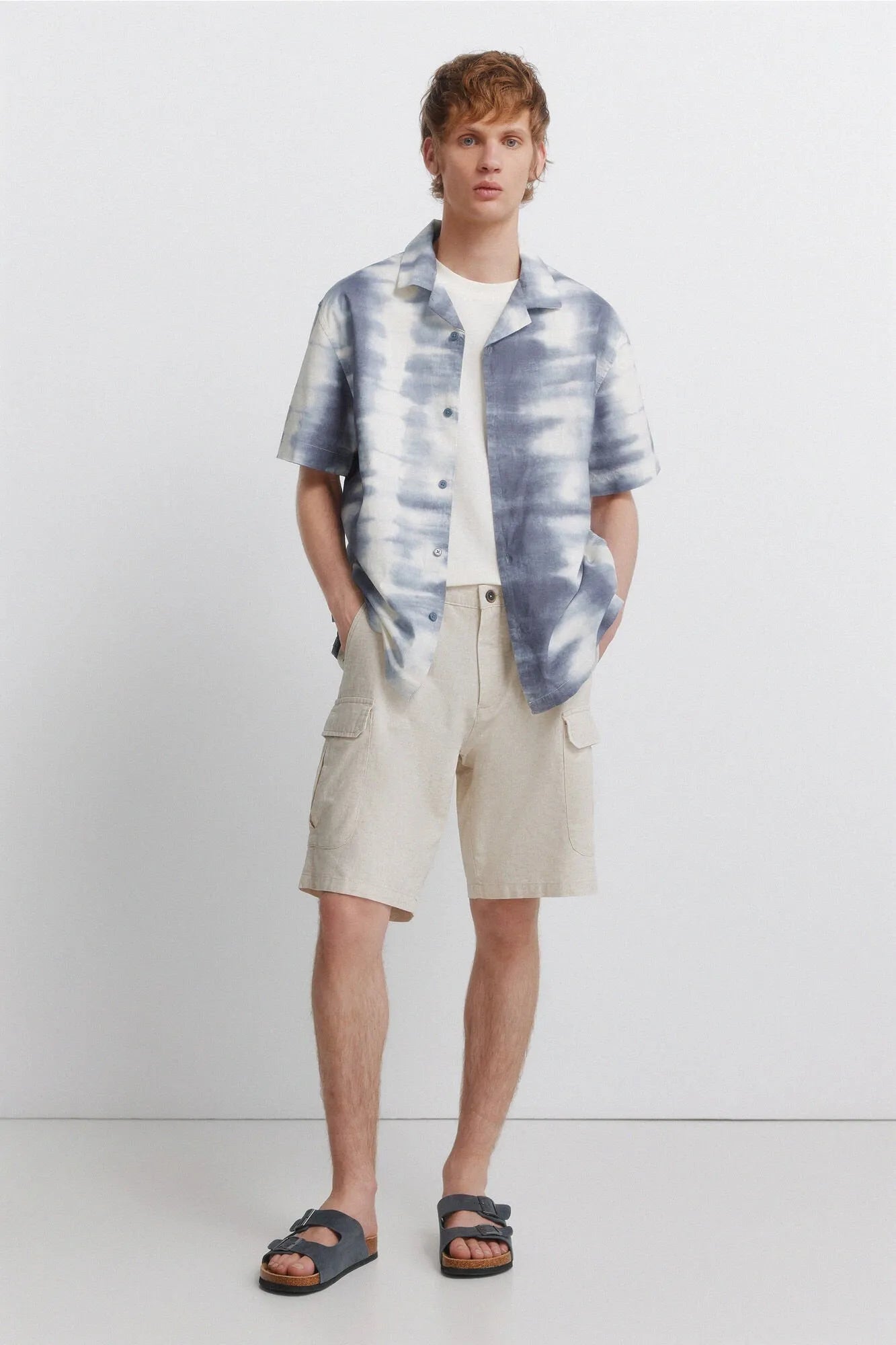 Springfield White Men Linen Cargo Comfort Fit Bermuda Shorts SKU: 0433682_97 Image 01