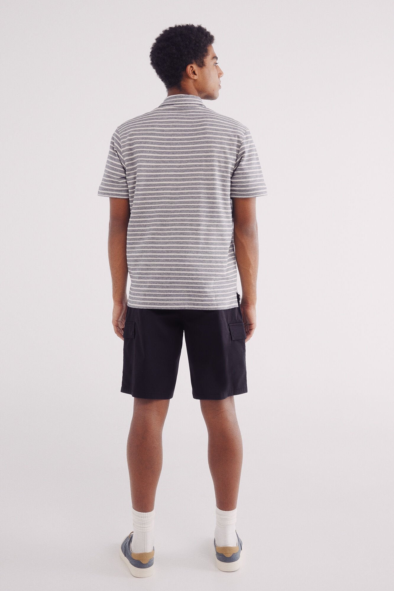 Springfield_Comfort Fit Cargo Bermuda Shorts_0439943_01_03