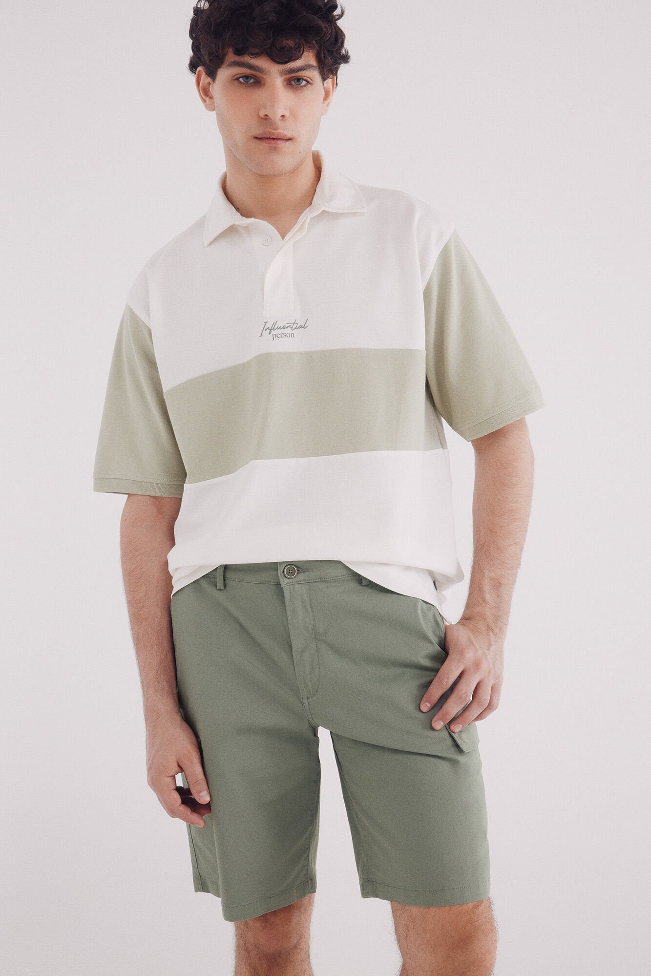 Springfield_Comfort Fit Cargo Bermuda Shorts_0439943_24_03