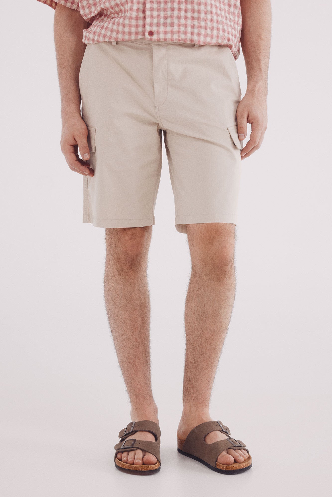 Springfield_Comfort Fit Cargo Bermuda Shorts_0439943_50_04