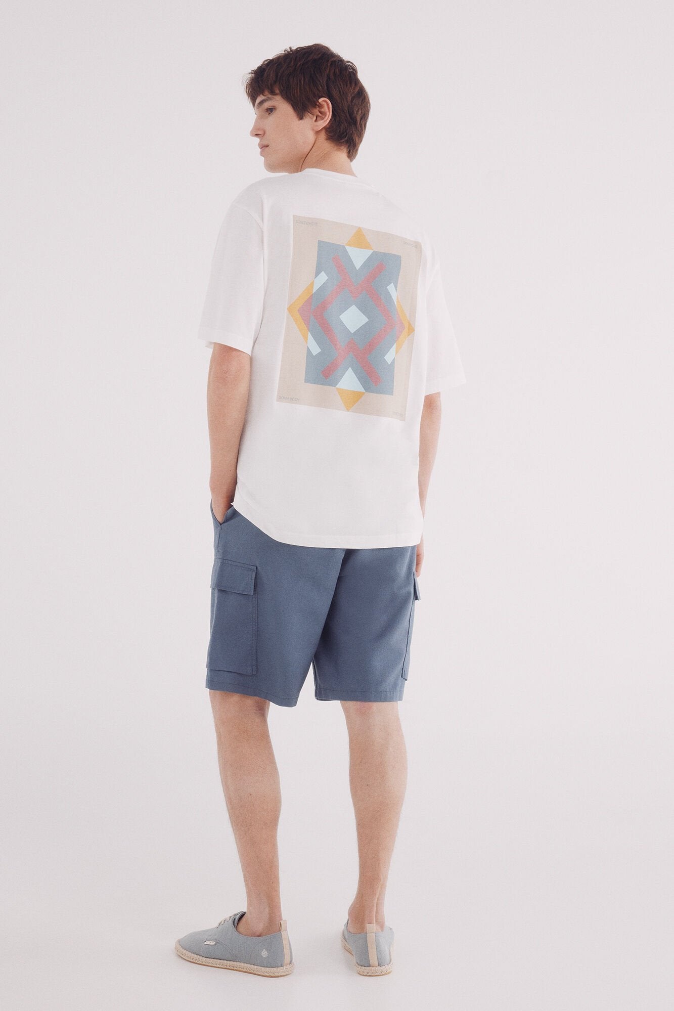 Springfield_Comfort Fit Linen Cargo Bermuda Shorts_0439954_83_04
