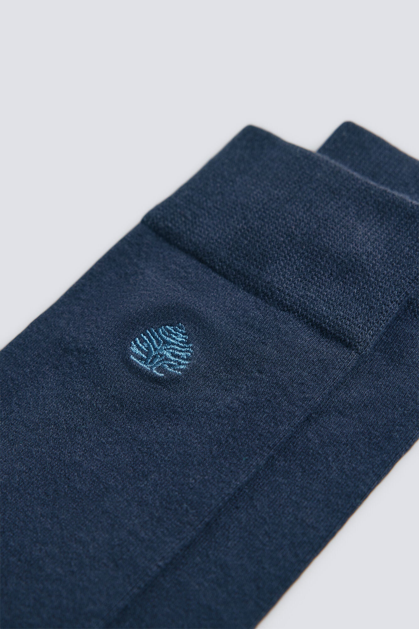 Springfield_Dark_Blue_Long Monochrome Socks with Springfield Logo_0472117_11_02