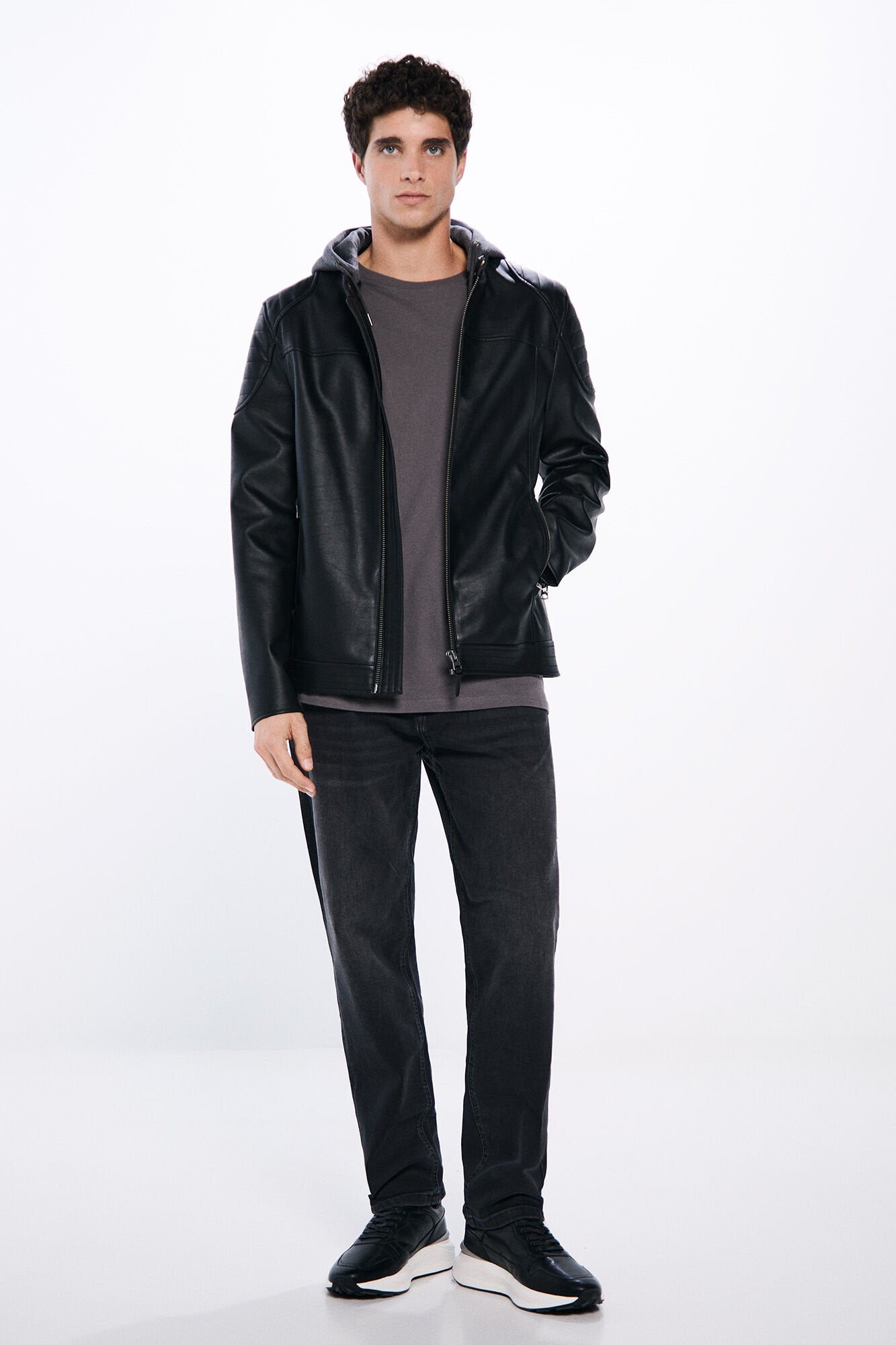 Springfield_Faux Leather Jacket with Hood_0489245_01_03