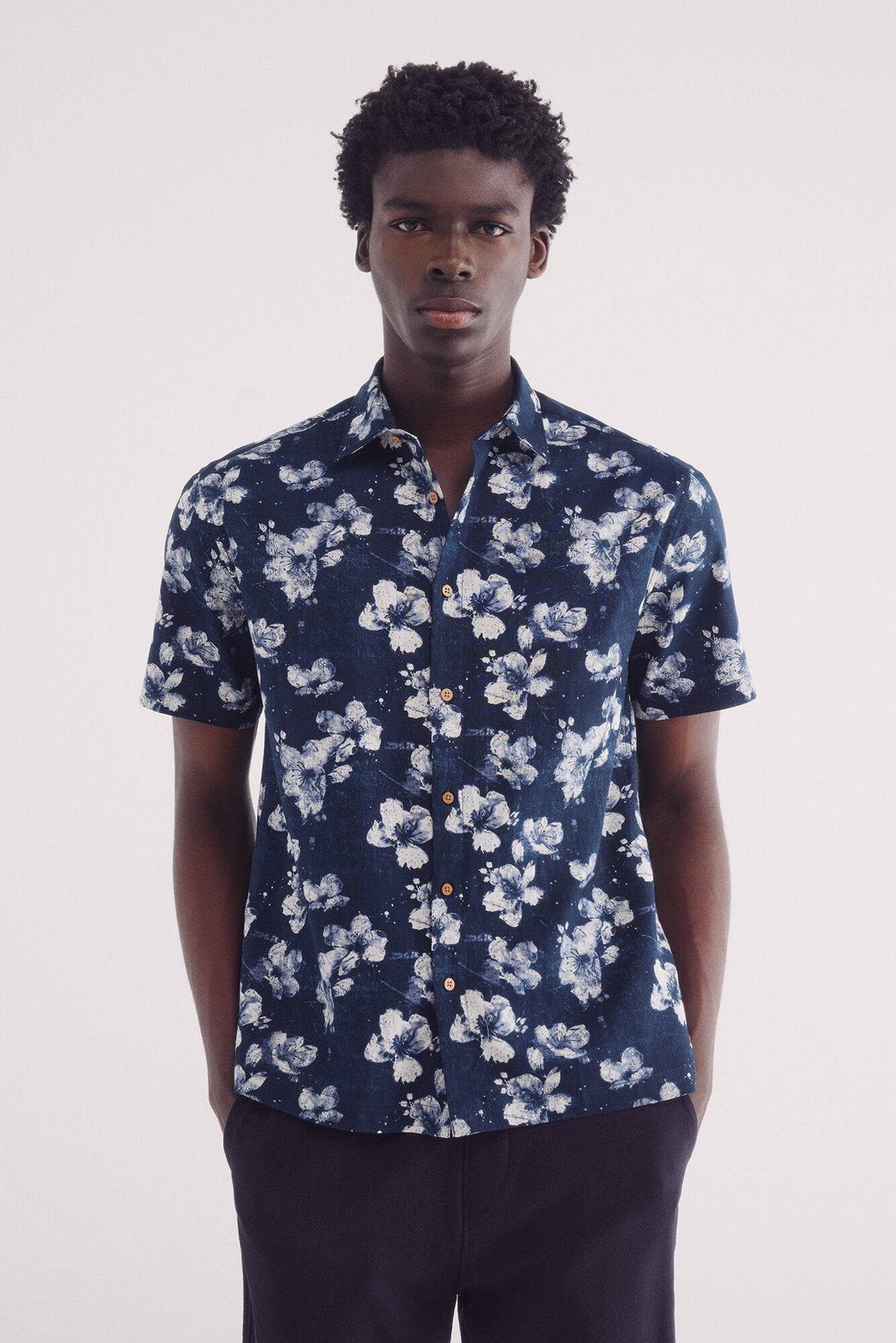 Springfield_Printed Short Sleeve Linen Shirt_0549134_11_02
