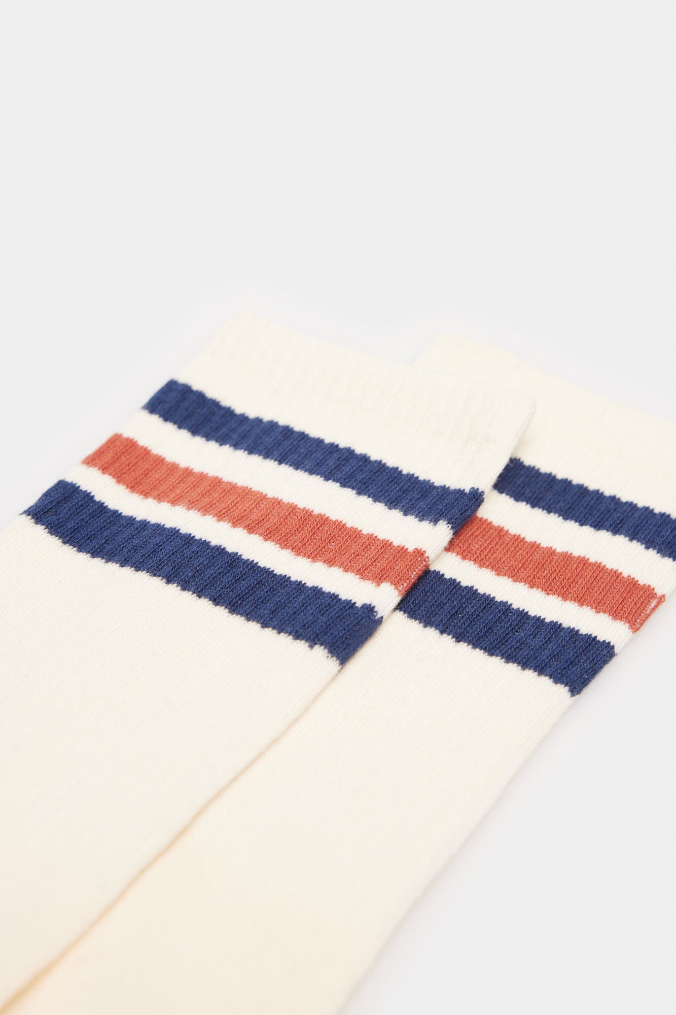Patterned High Socks_0657126_97_04