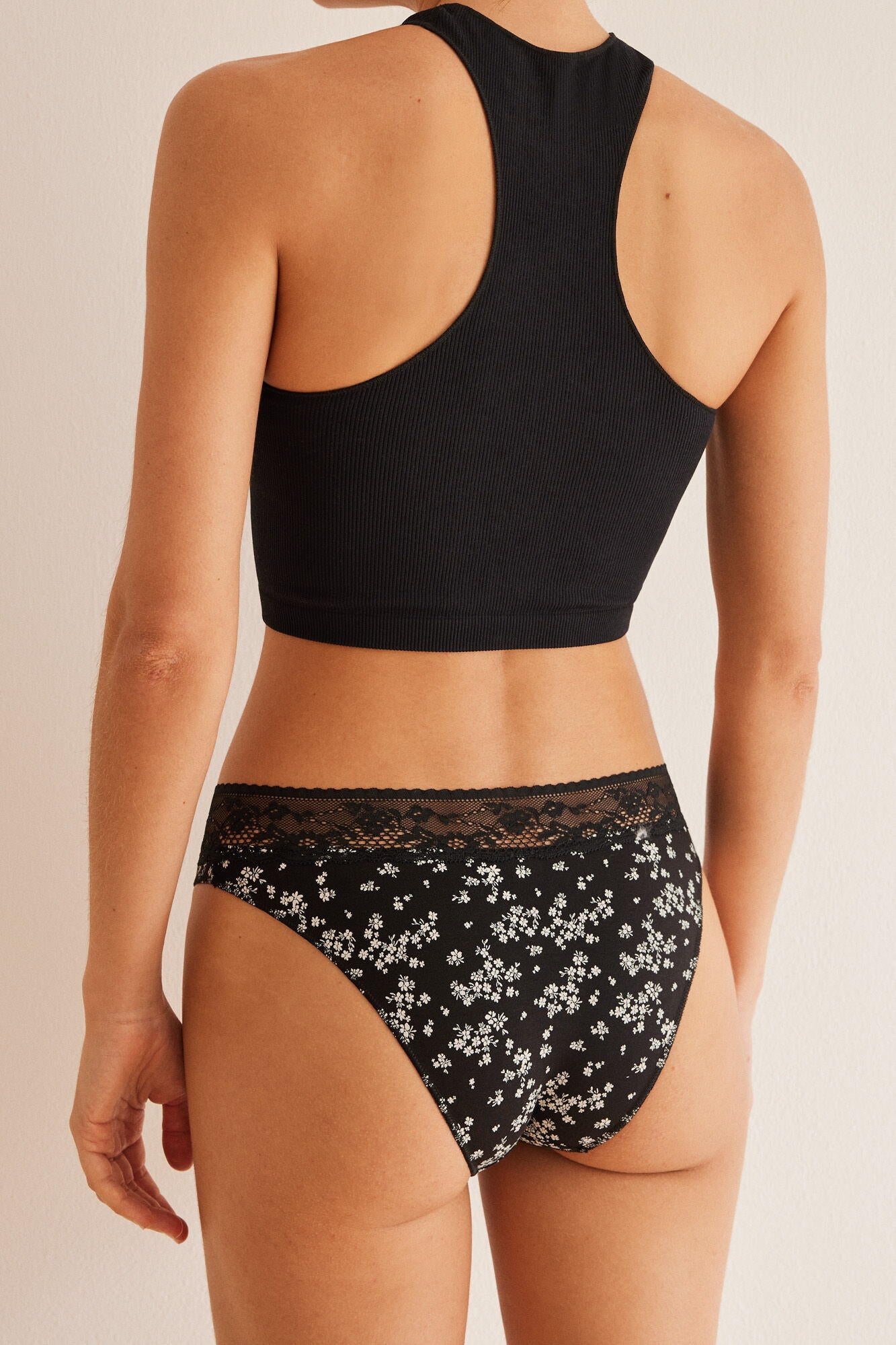 Black Hipster Brief_0877563_01_02