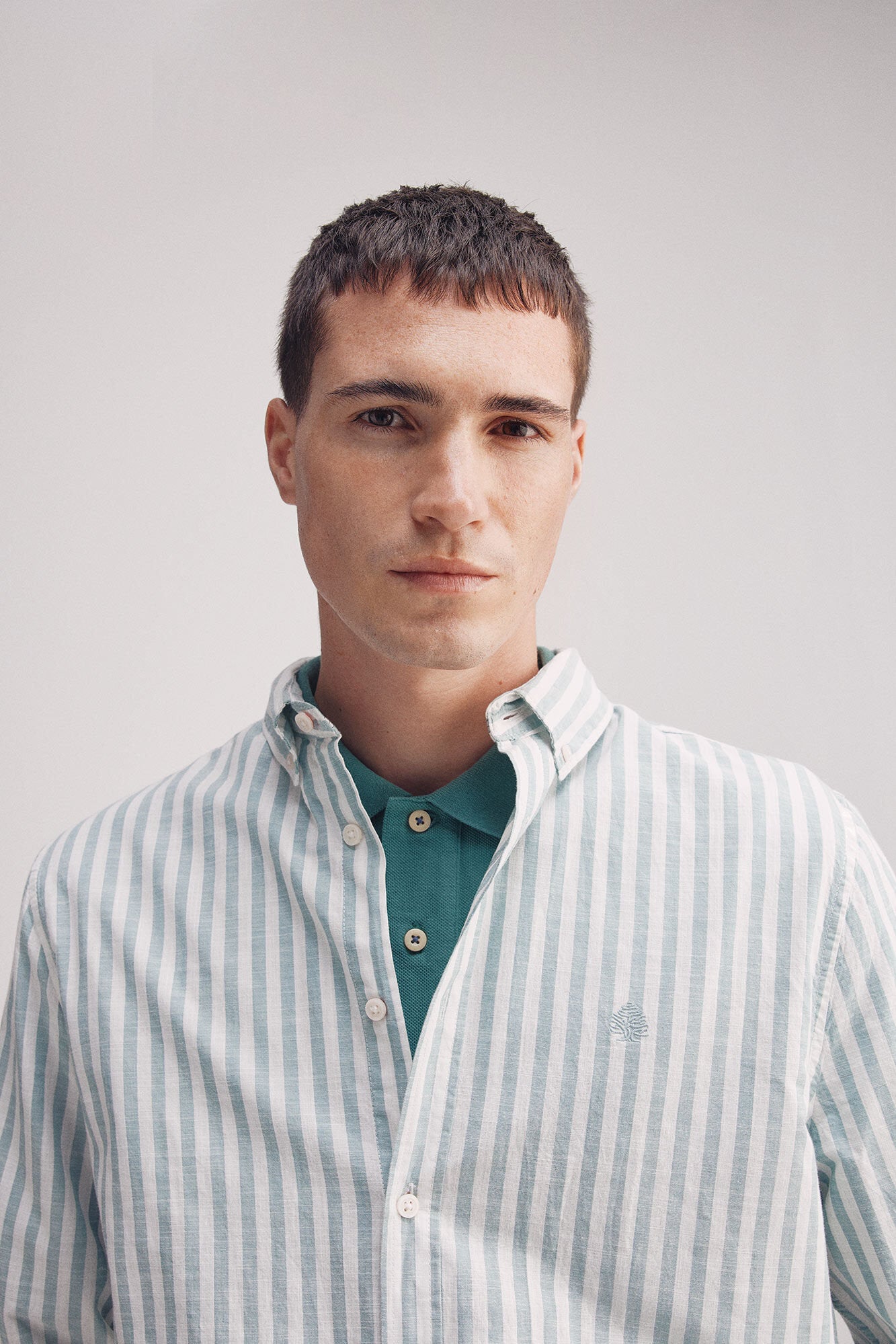 Springfield_Slub Cotton Striped Shirt_0949534_27_03