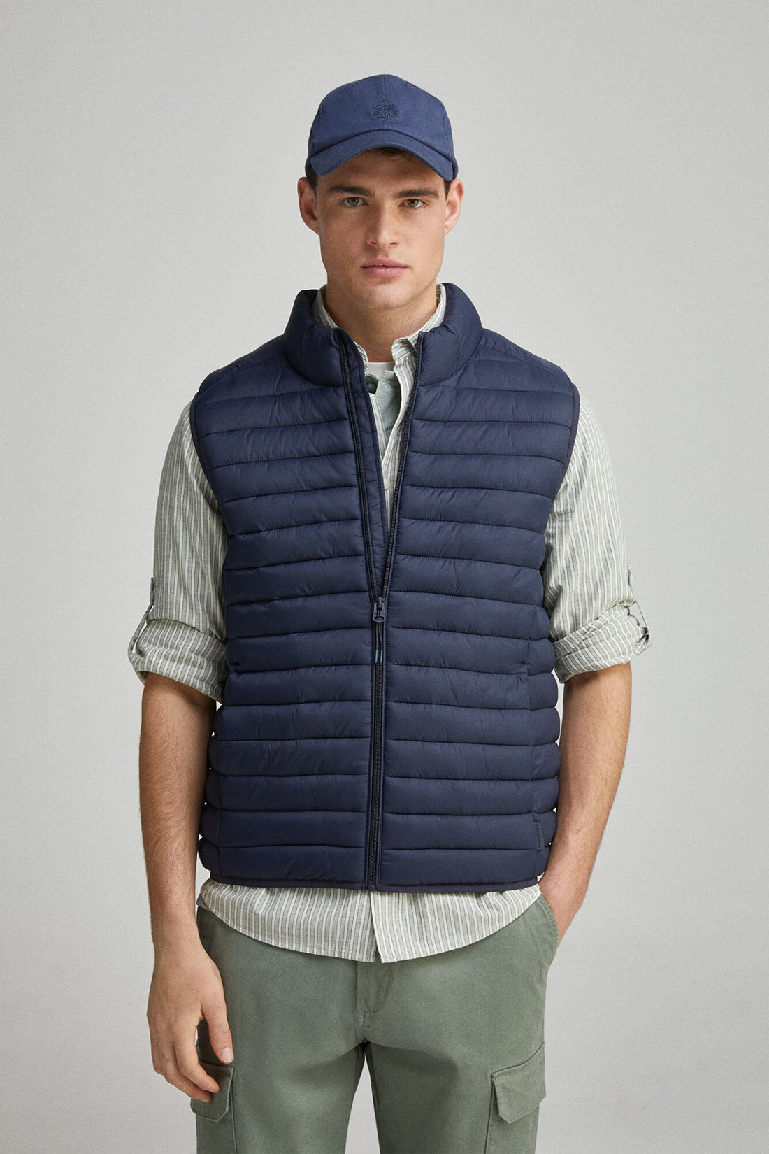 Springfield_Quilted Gilet_0959082_11_01