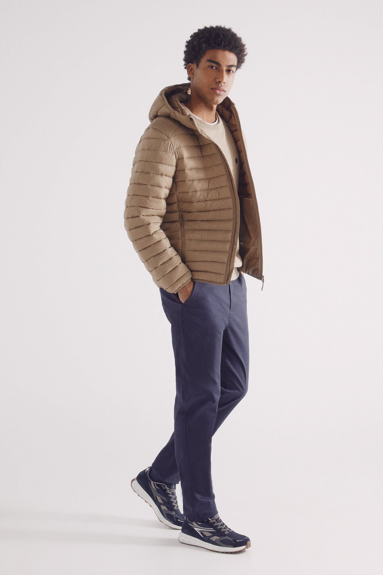 Springfield_Quilted Hooded Jacket_0959087_54_03