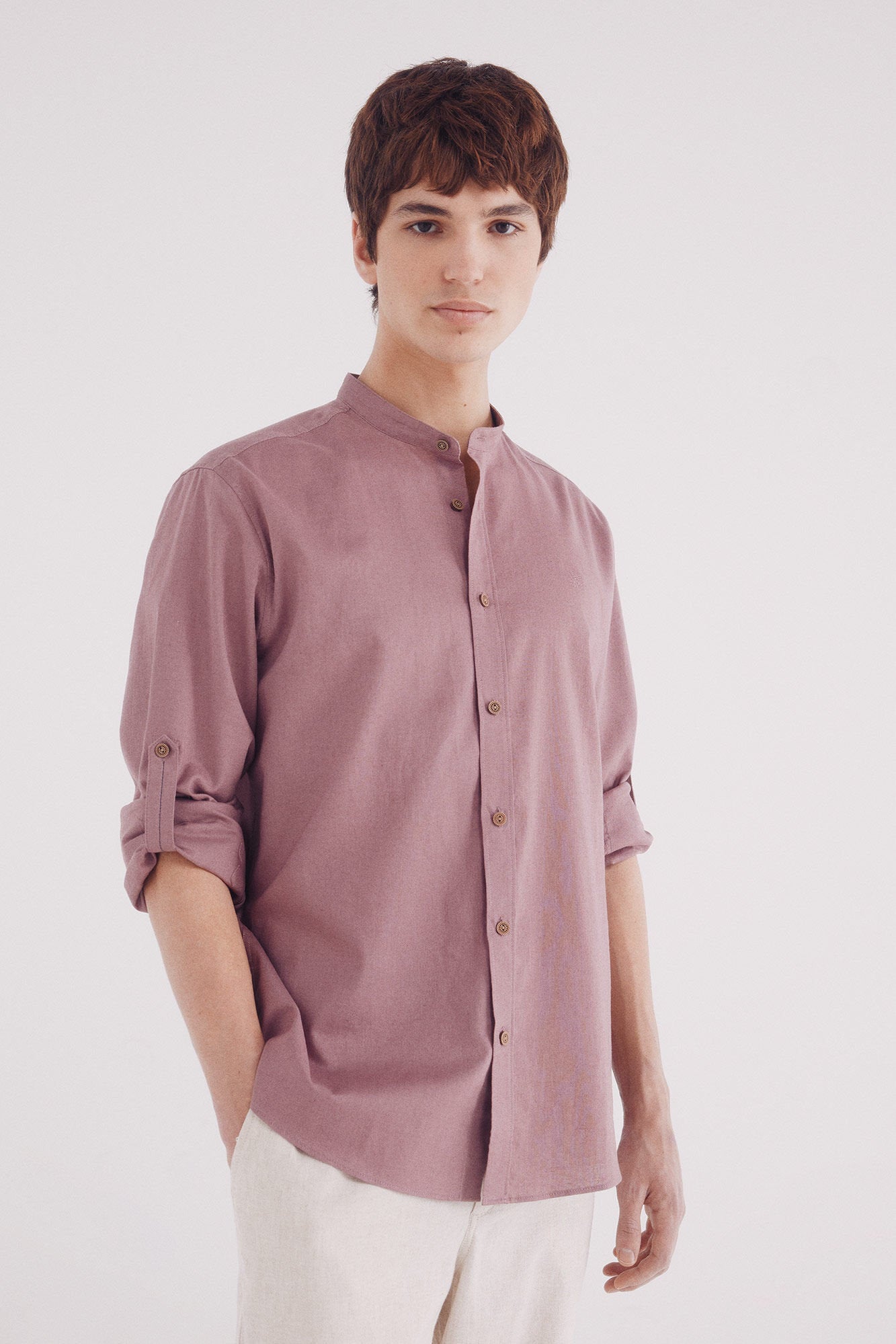 Springfield_Linen Shirt with Mandarin Collar_0999066_74_01
