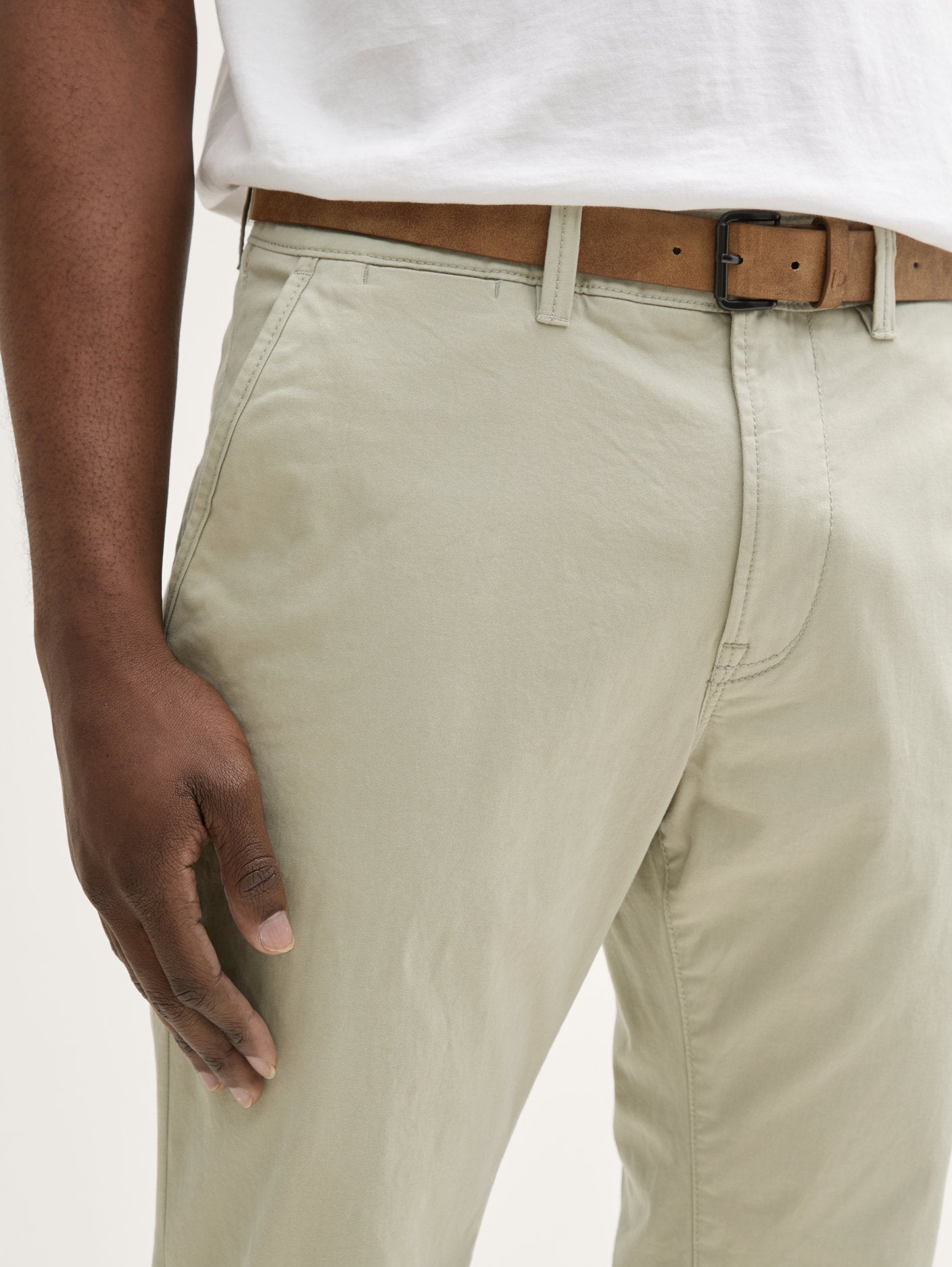 Tom Tailor_Slim Chino Trousers with Belt_1027694_35723_03