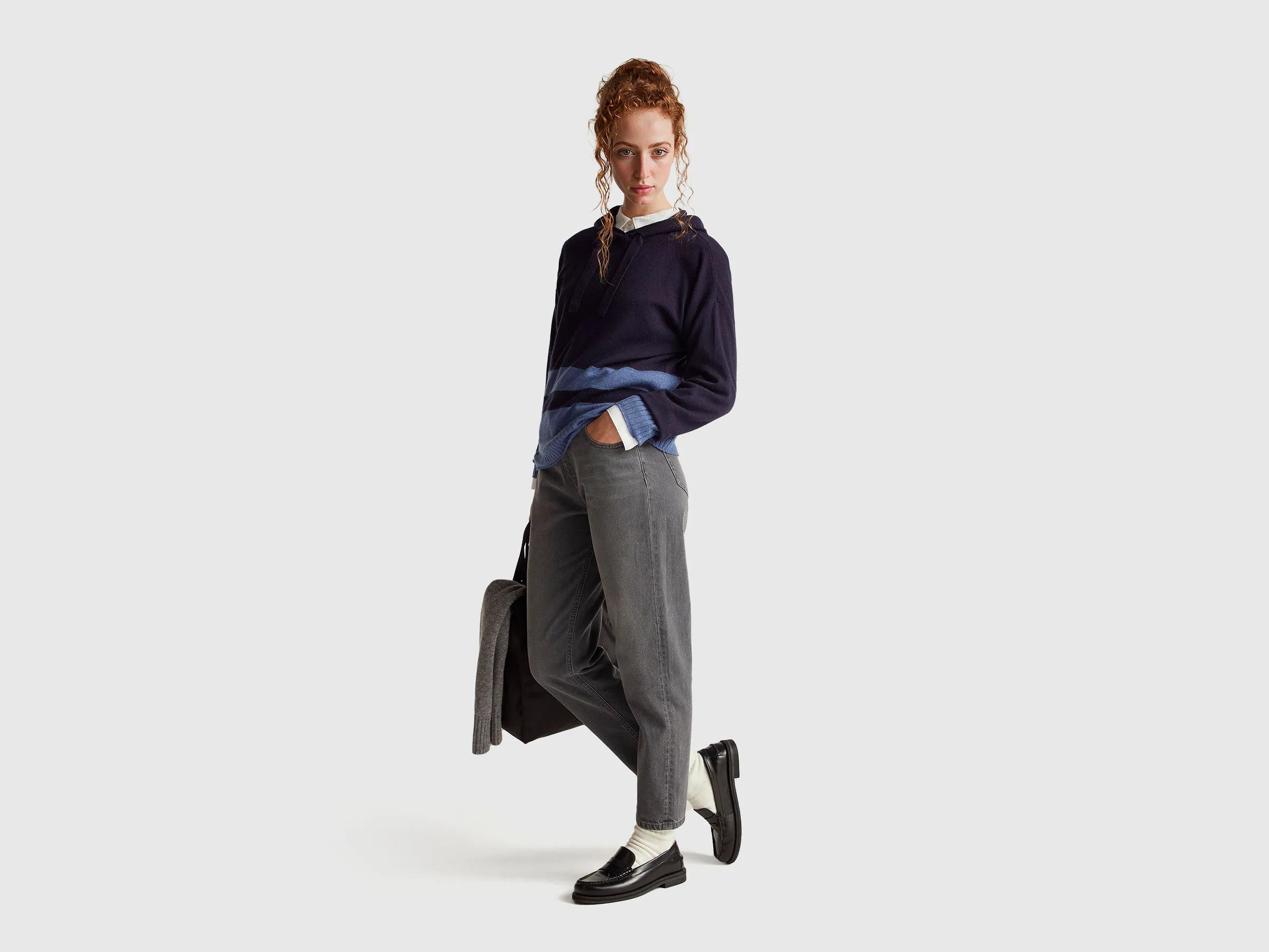 Benetton_Blue_Dark Blue Sweater in Cashmere Blend with Hood_102HE203V_66U_03