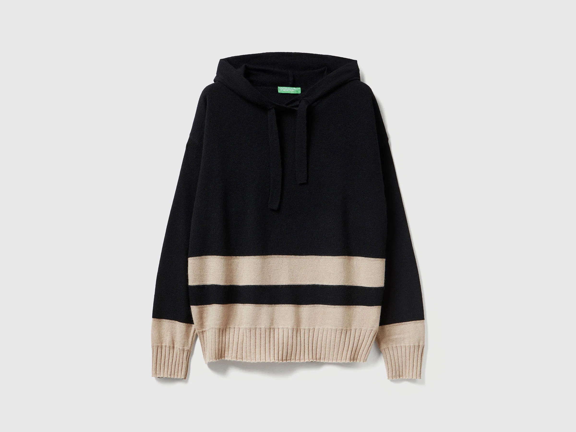 Benetton_Black_Black Sweater in Cashmere Blend with Hood_102HE203V_700_01