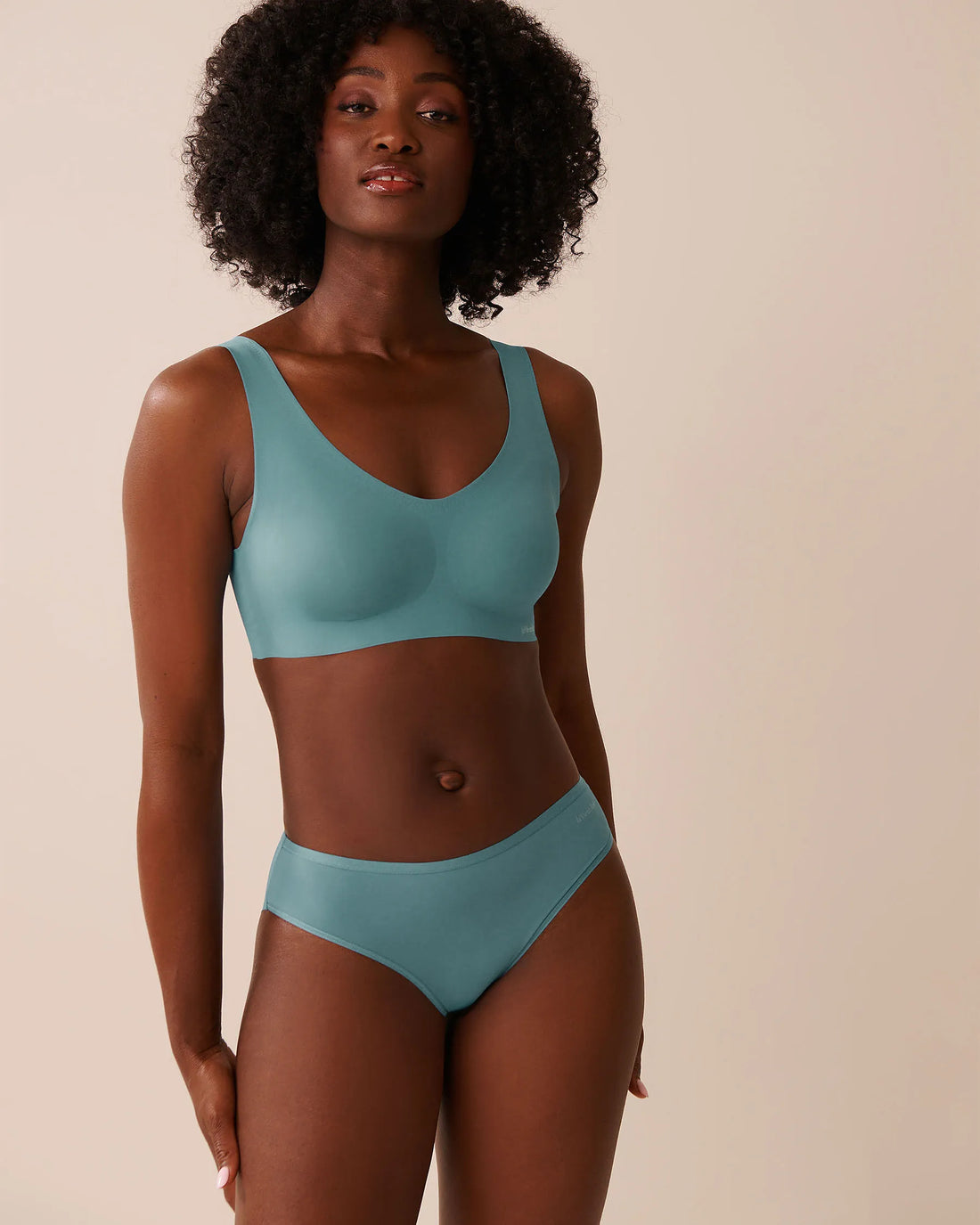 La Vie en Rose_Larkspur_Push-Up Lounge Tank Bra_10300207_40234_01