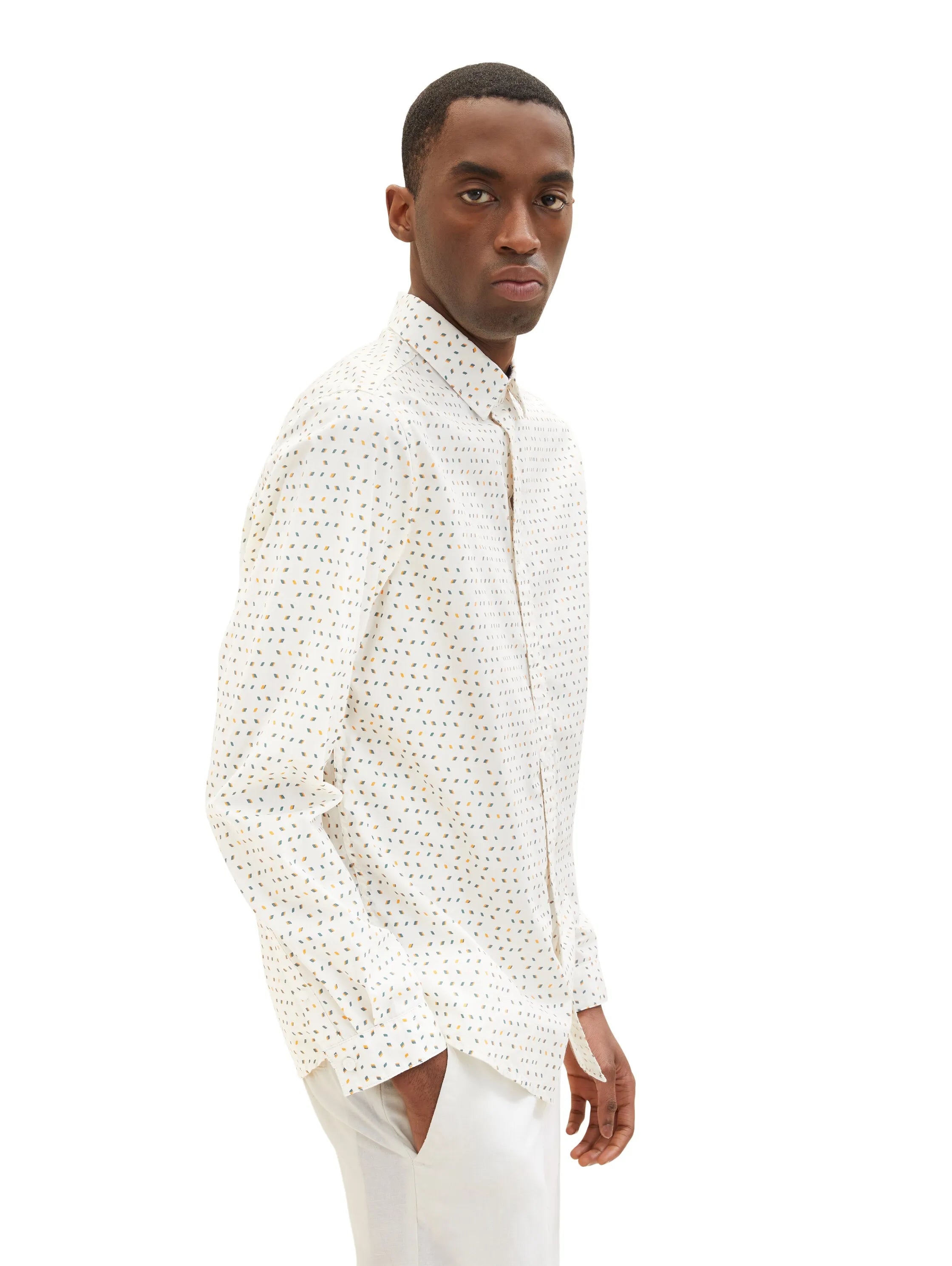 Tom Tailor Off White Geometric Design Men Patterned Shirt SKU: 1034897_31276 Image 01