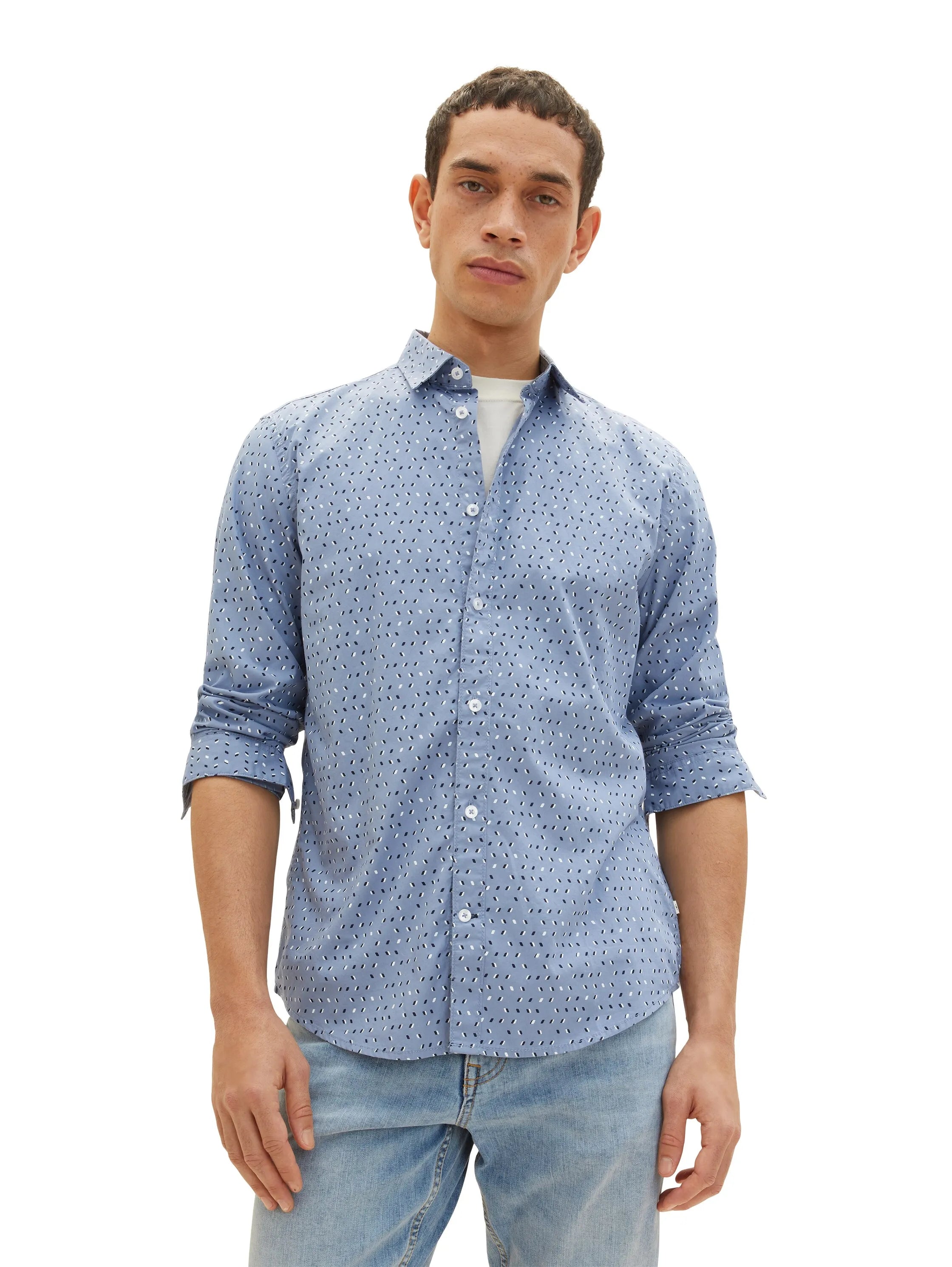 Tom Tailor Greyish Blue Geometric Design Men Patterned Shirt SKU: 1034897_31277 Image 01