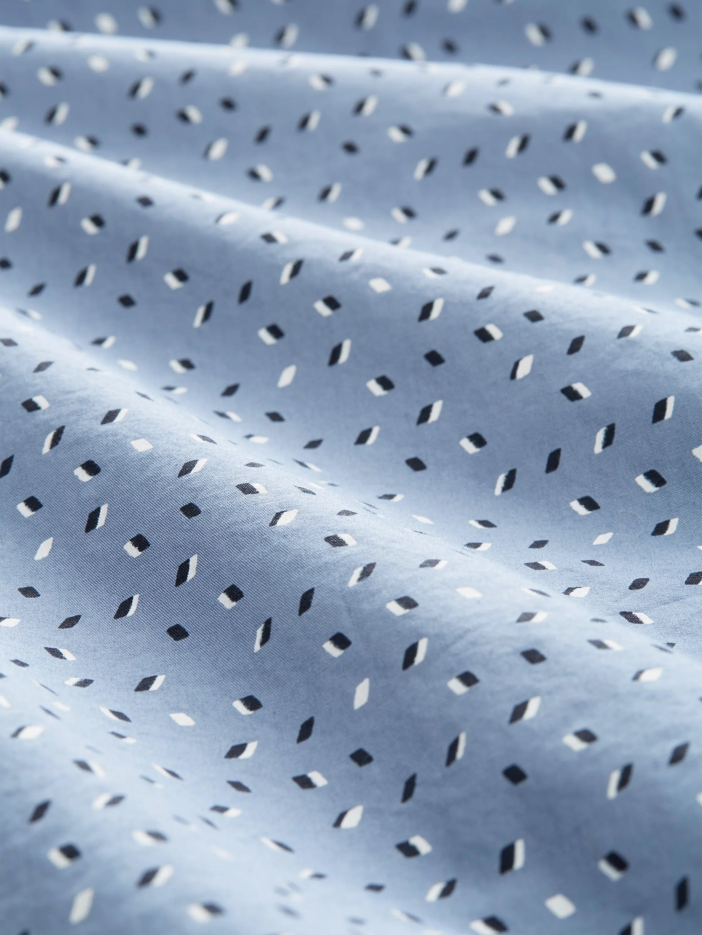 Tom Tailor Greyish Blue Geometric Design Men Patterned Shirt SKU: 1034897_31277 Image 06