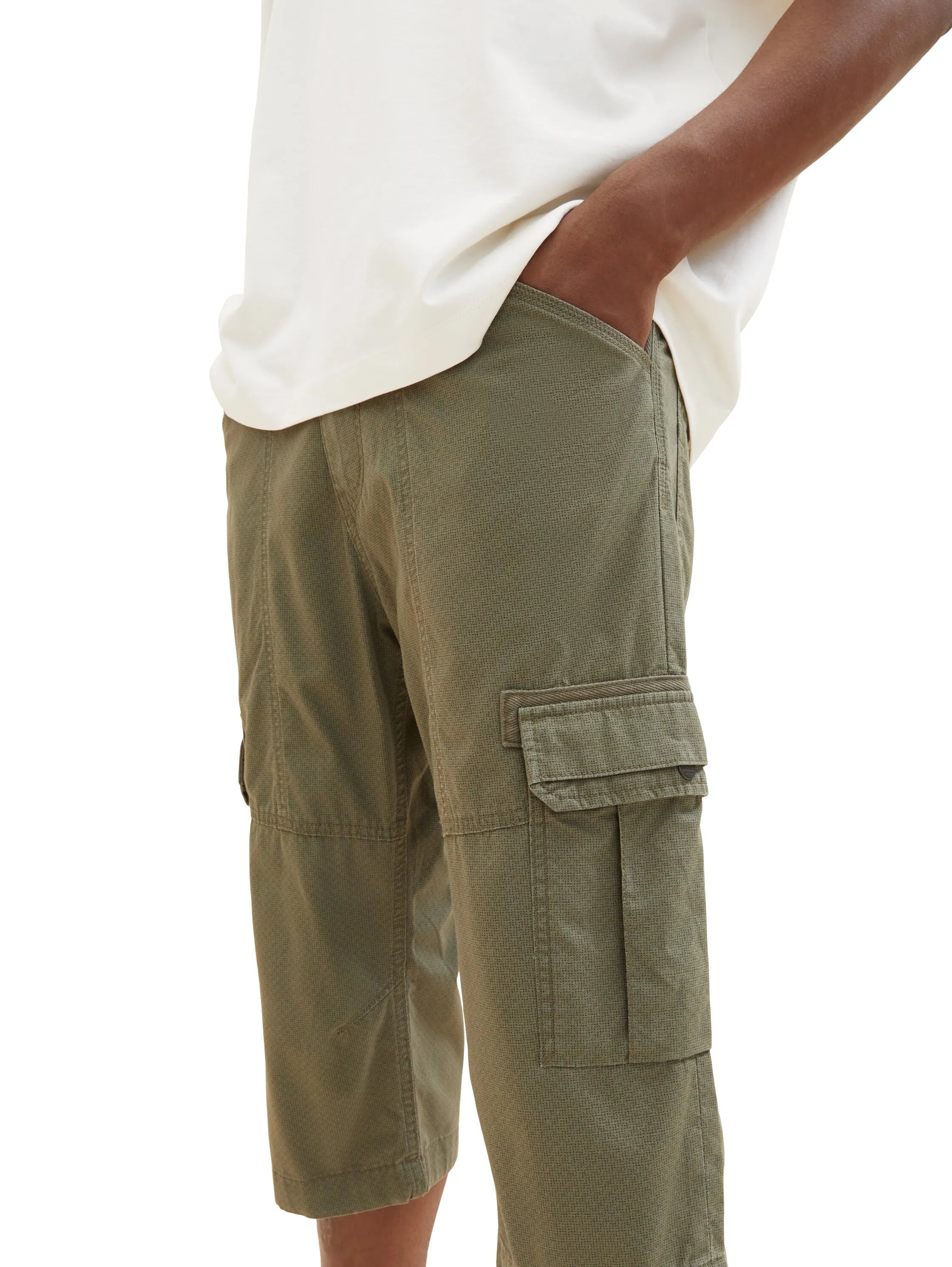 Tom Tailor Olive Minimal Pattern Men Patterned Cargo Shorts SKU: 1035042_31300 Image 05