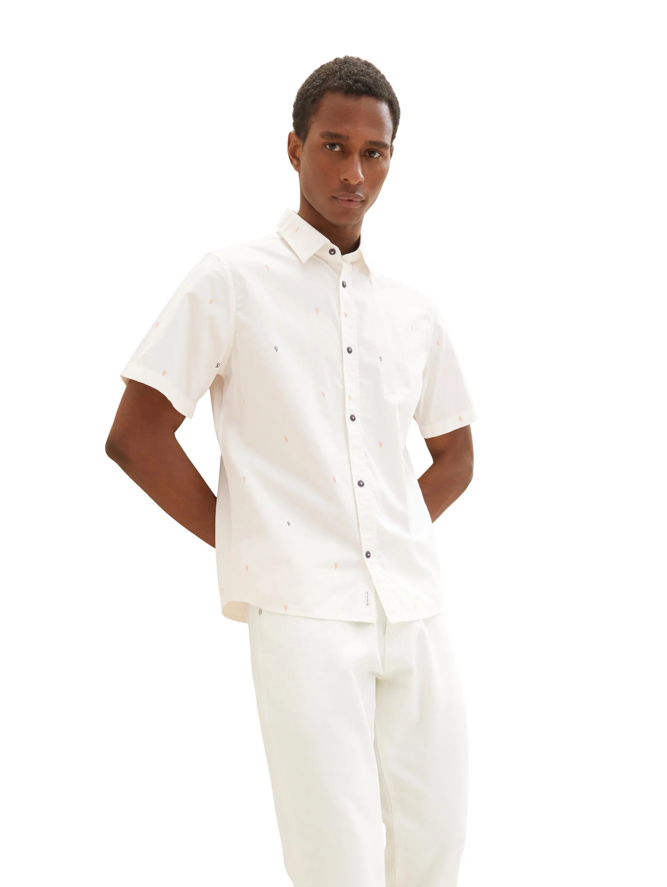 Tom Tailor Off White Scattered Design Men Short-Sleeved Shirt with a Kent Collar SKU: 1036234_31844 Image 01