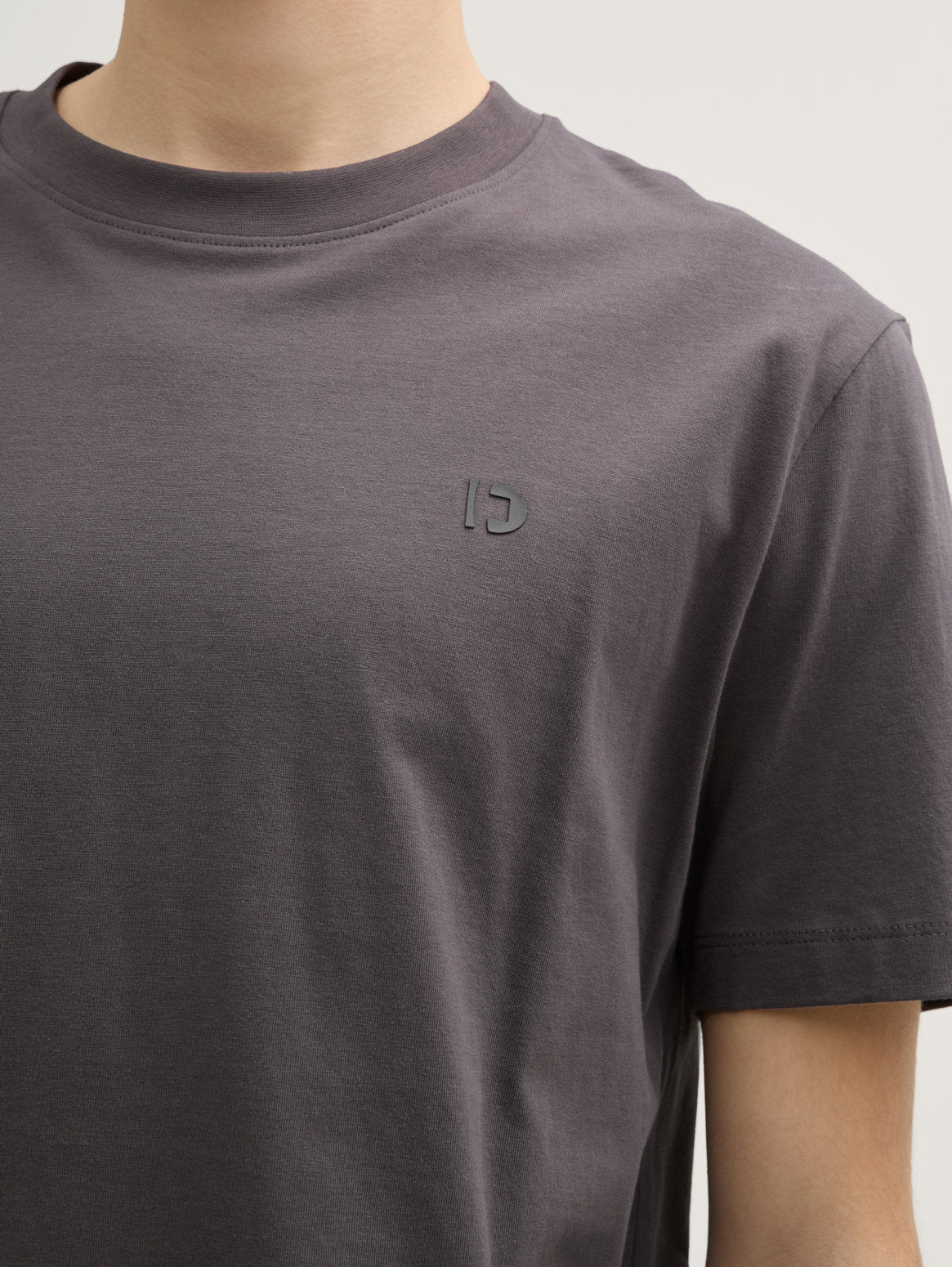 Tom Tailor_Basic T-Shirt_1037655_11587_04
