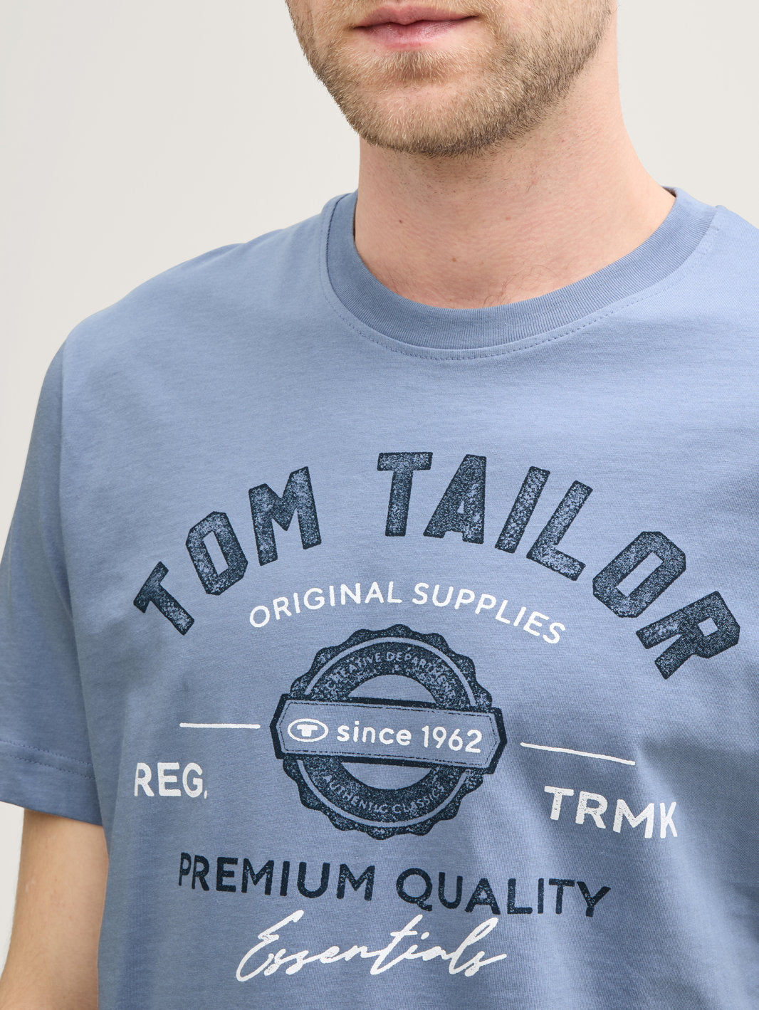 Tom Tailor_T-Shirt with Logo Print_1037735_37533_04