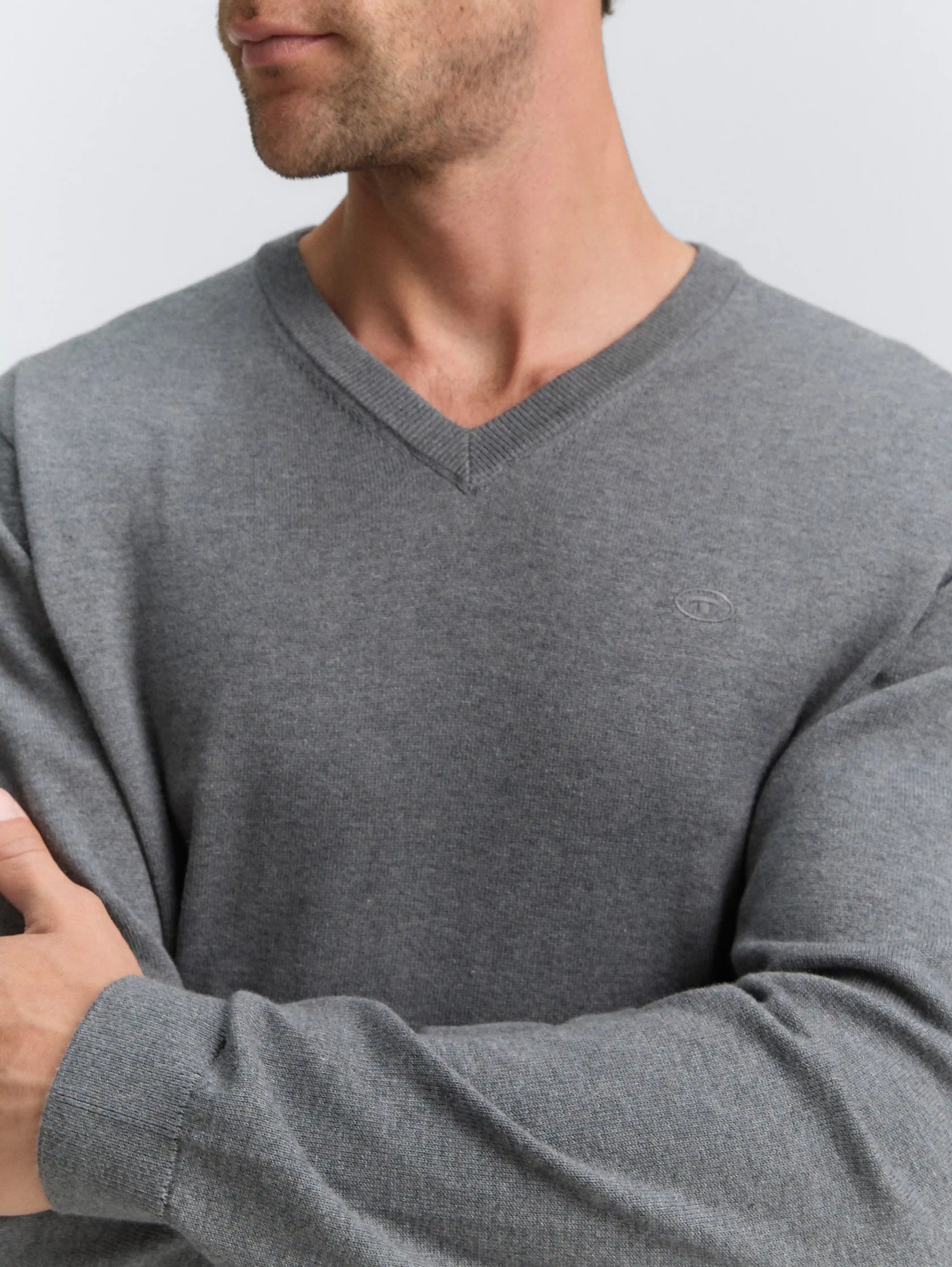 Tom Tailor_0_Cotton V-Neck Knitted Jumper_1039811_38679_05