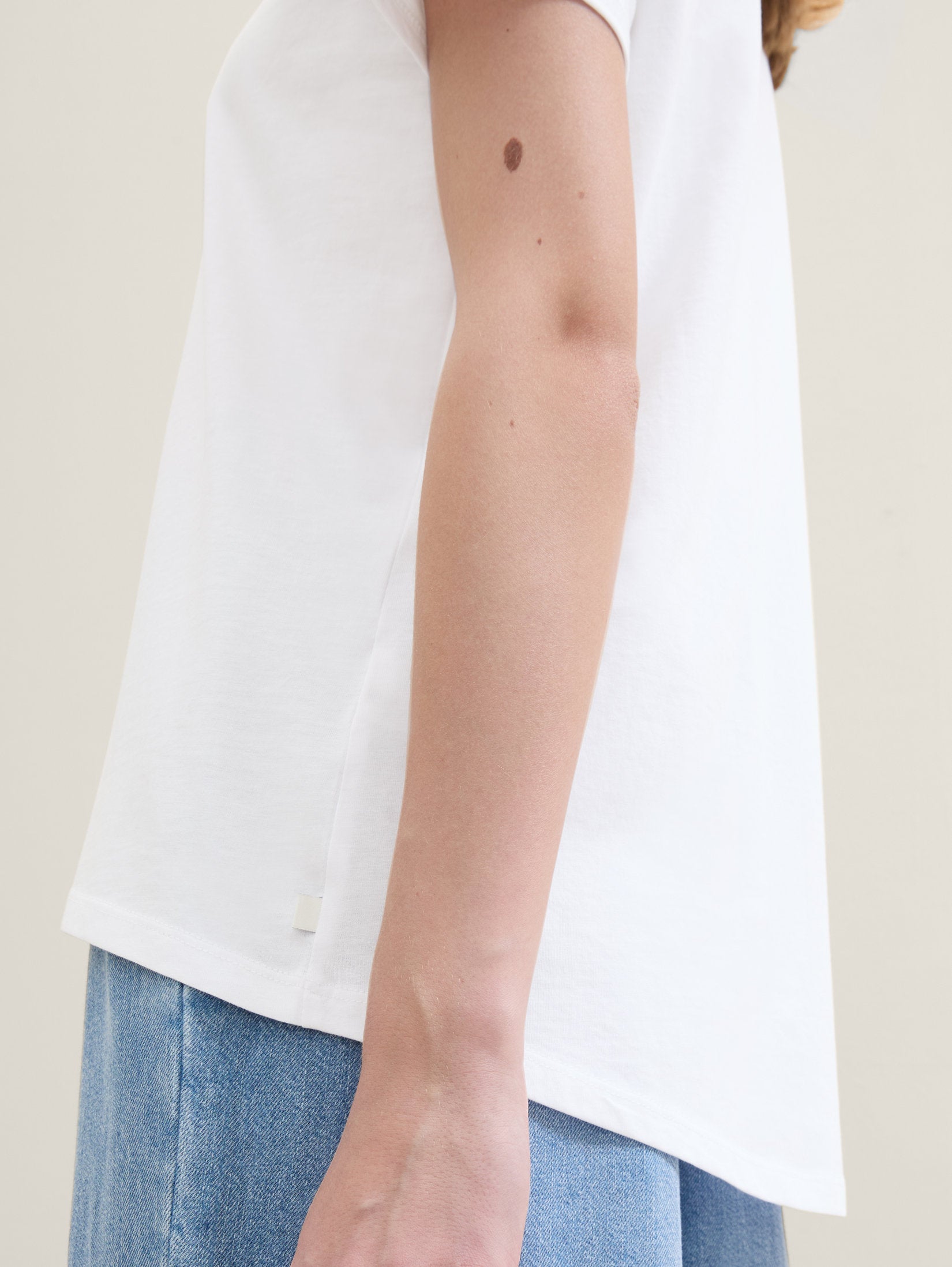 Tom Tailor_Loose Fit Cotton T-Shirt_1040183_20000_05