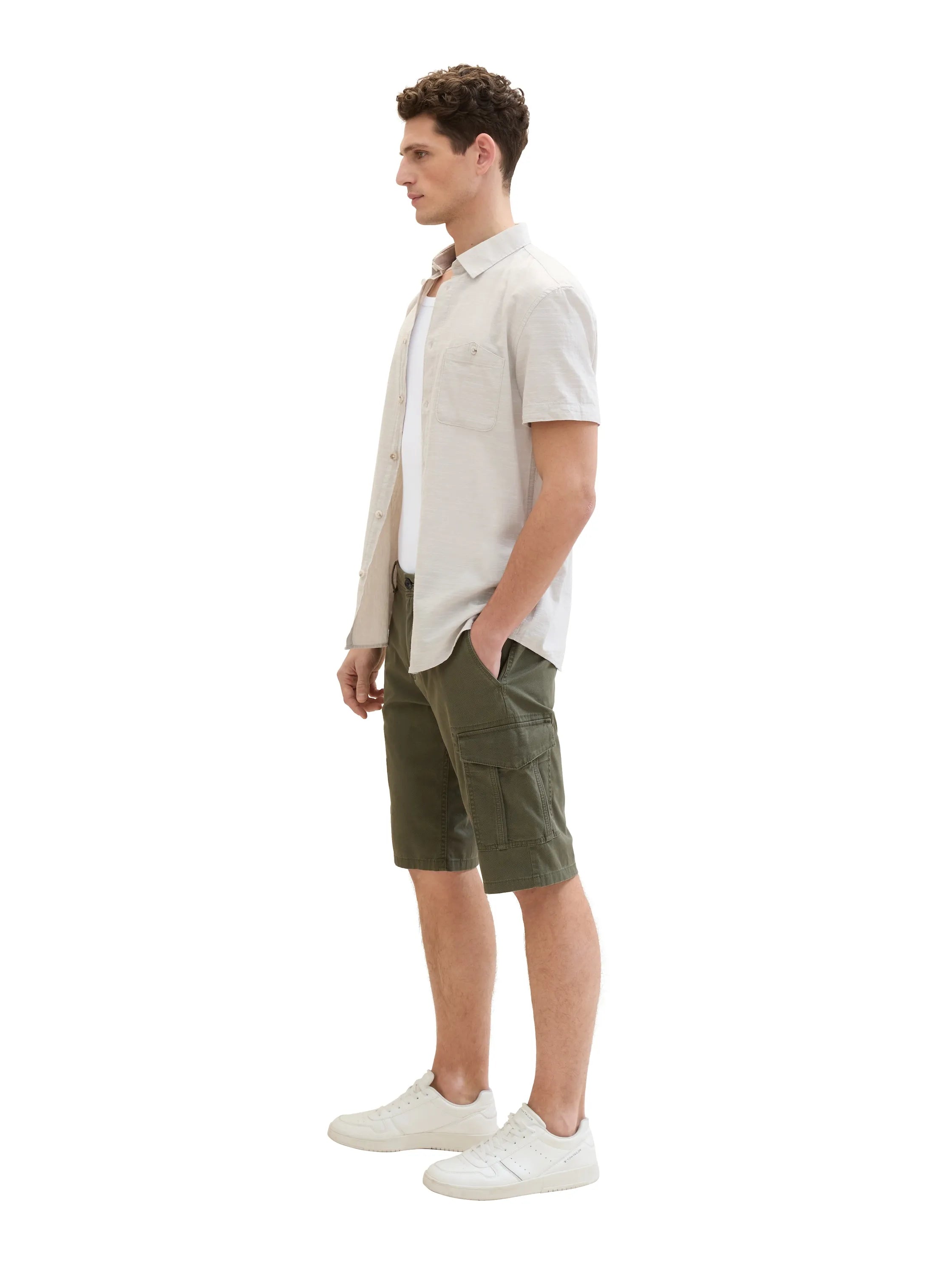 Tom Tailor Olive Structure Print Men Regular Cargo Shorts SKU: 1040226_34670 Image 02