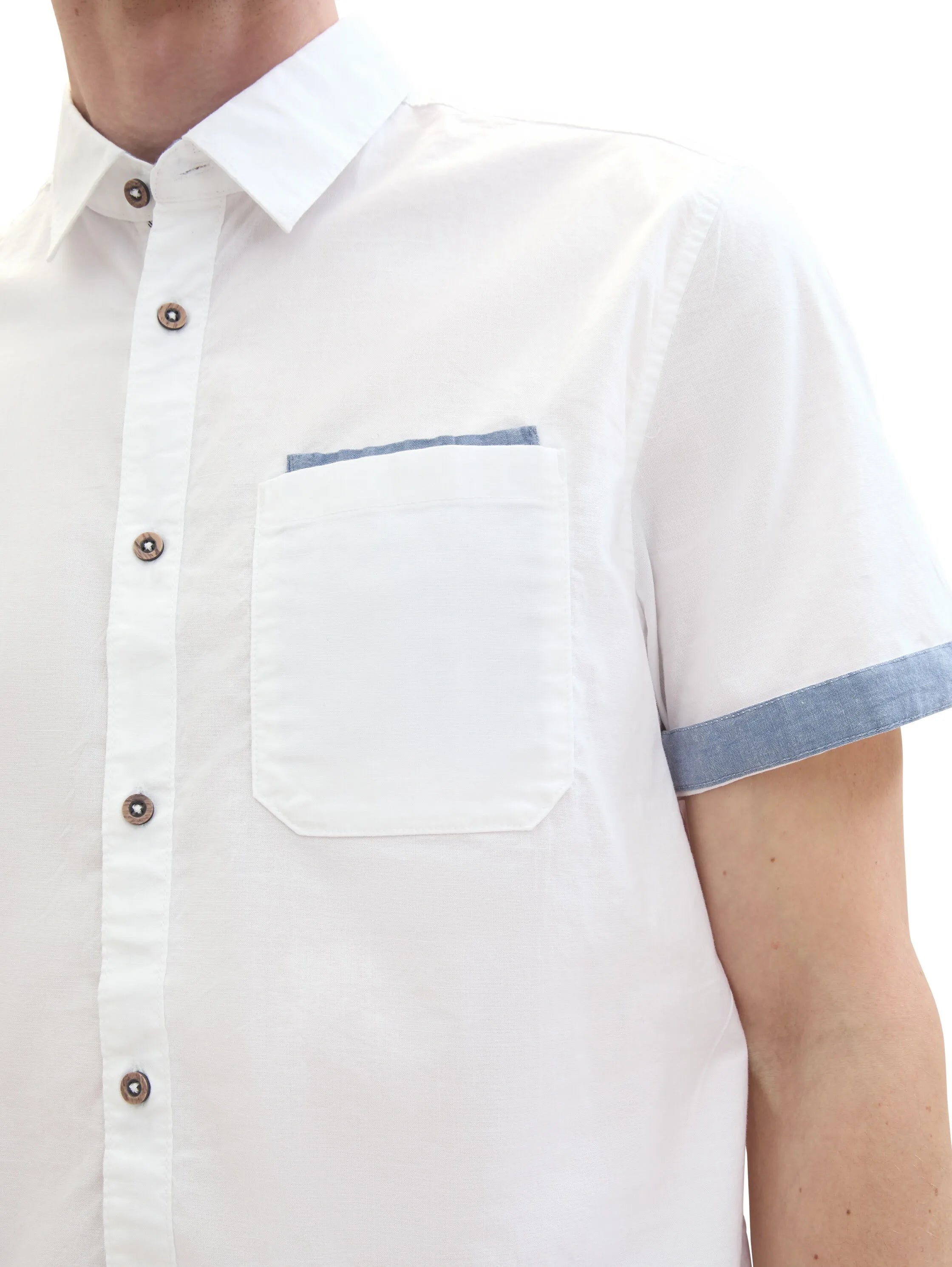 Tom Tailor White Men Short-Sleeved Shirt with a Chest Pocket SKU: 1041362_20000 Image 05