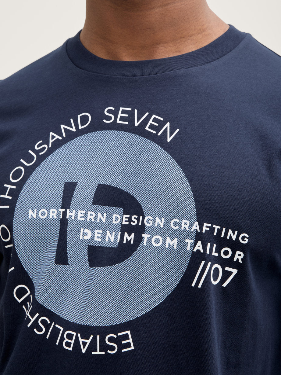 Tom Tailor_Basic T-Shirt with Logo Print_1043491_22813_04