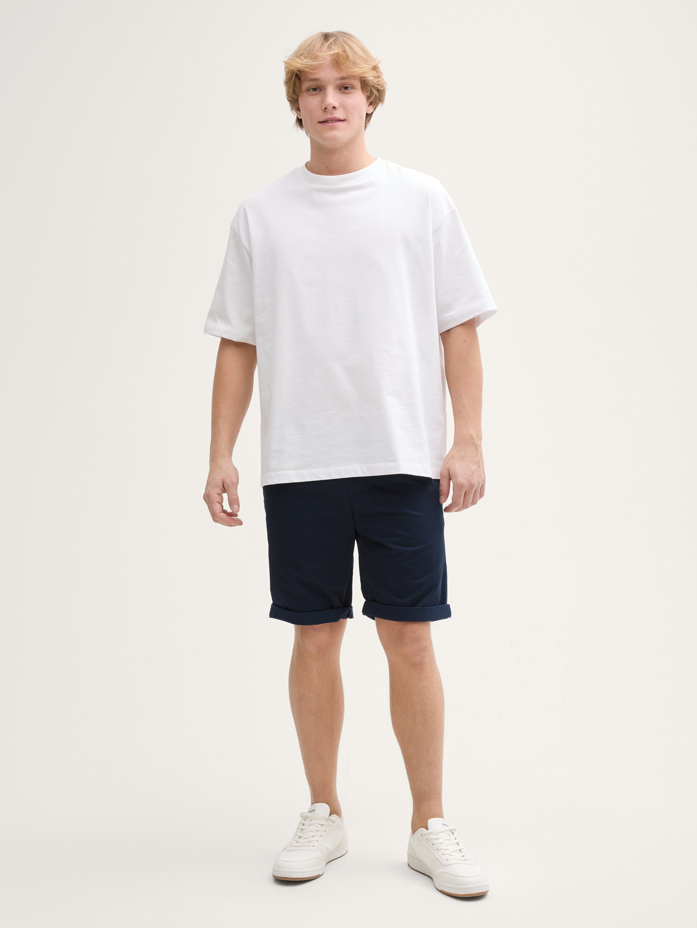 Tom Tailor_Regular Shorts with Elasticated Cotton Waistband_1044832_10668_01