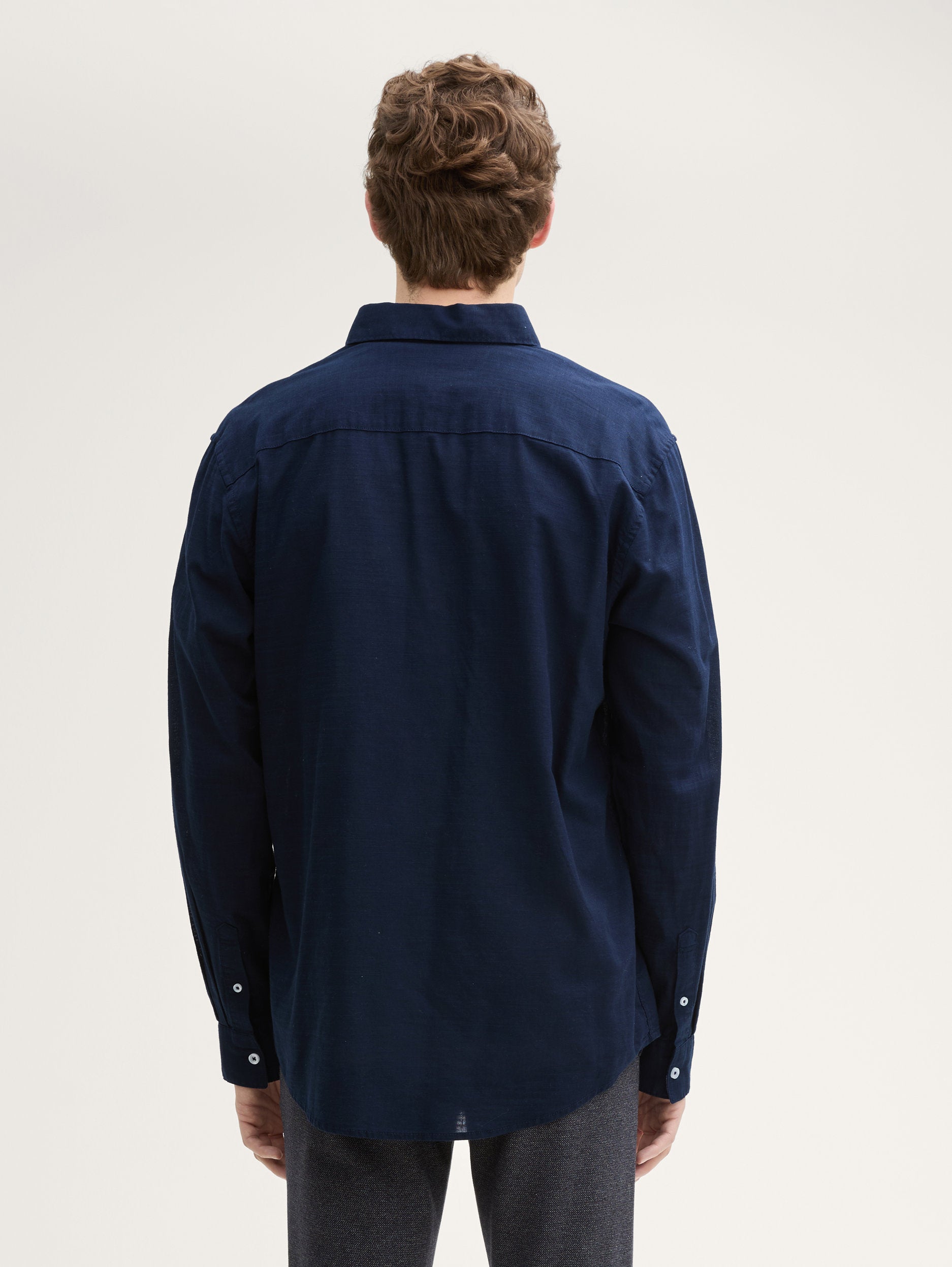 Tom Tailor_Regular Fit Shirt with Logo Embroidery_1045087_10668_03