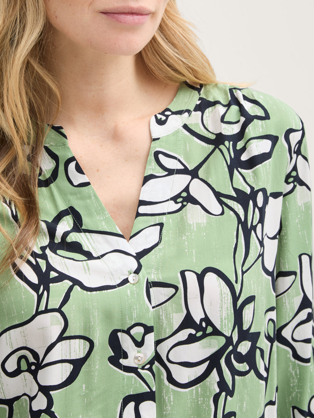 Tom Tailor_Blouse with Pattern_1045237_37120_04