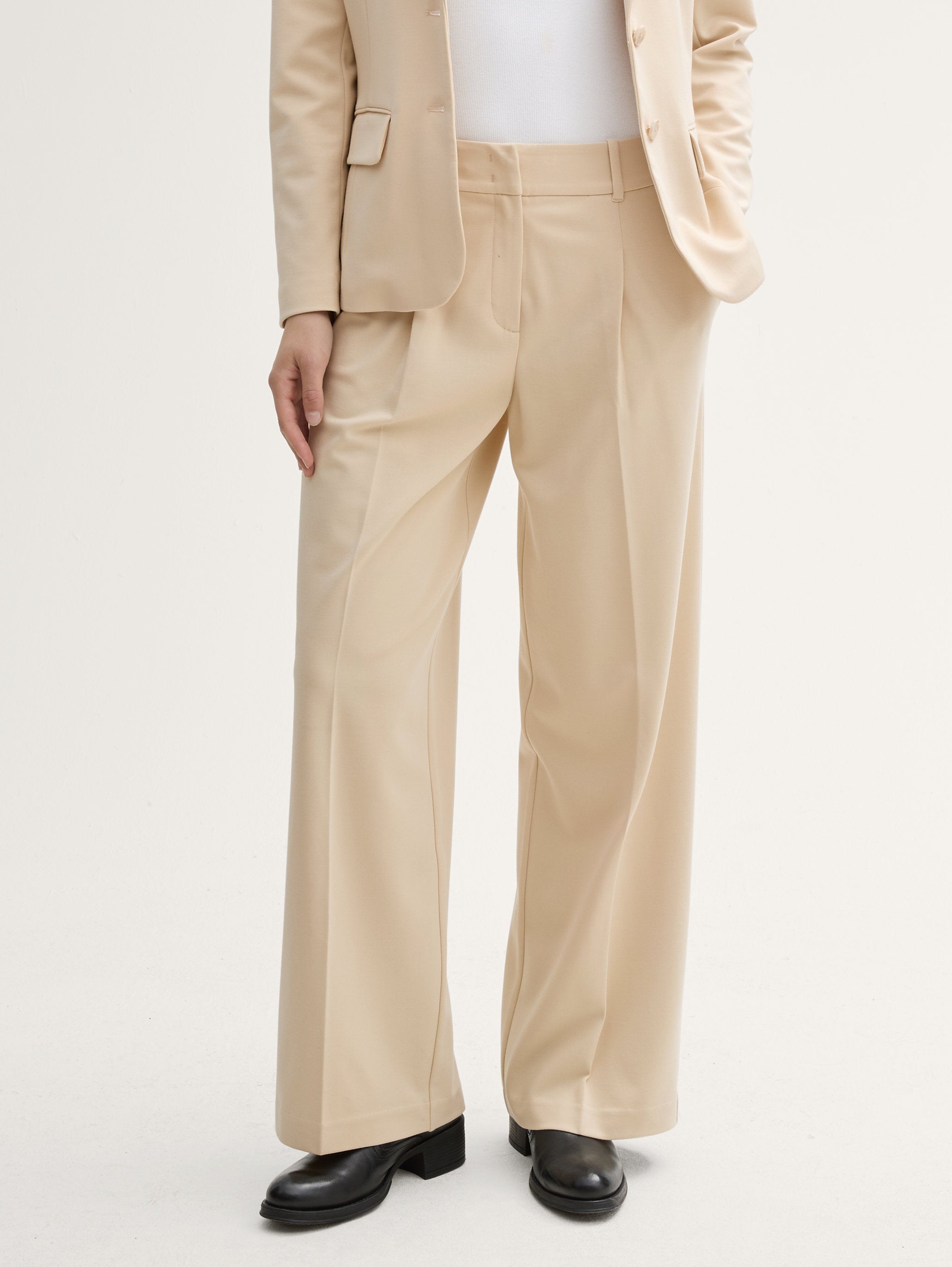 Tom Tailor_Lea Wide Leg Trousers_1045426_21650_04
