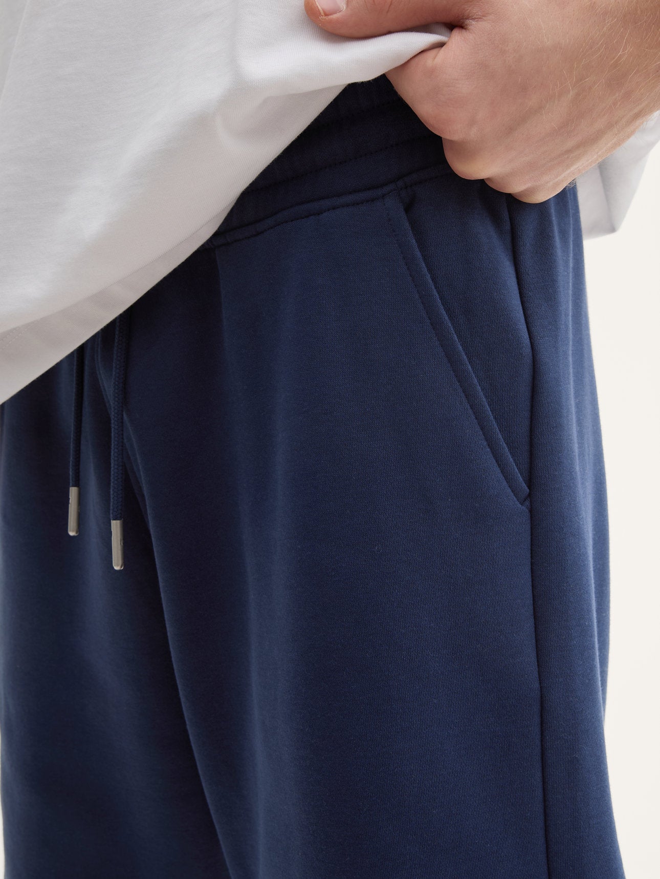 Tom Tailor_Relaxed Fit Jogger Sweat Shorts_1045584_34590_03