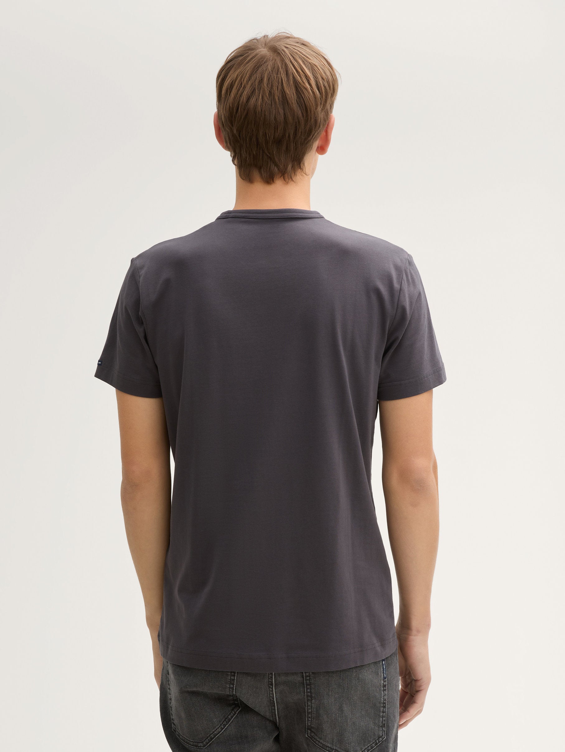 Tom Tailor_Slim Fit T-Shirt with Stretch_1045626_10899_03