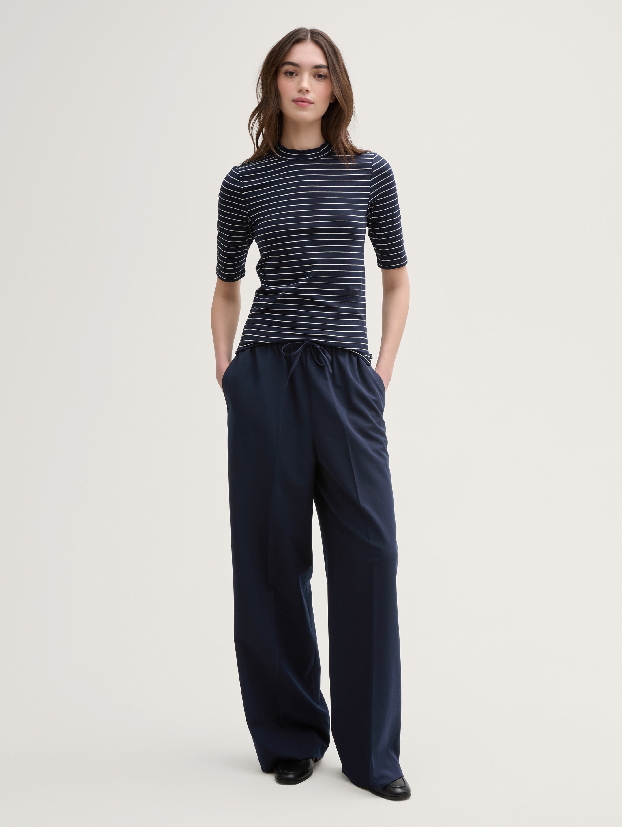 Tom Tailor_Wide Leg Trousers_1045693_10668_01