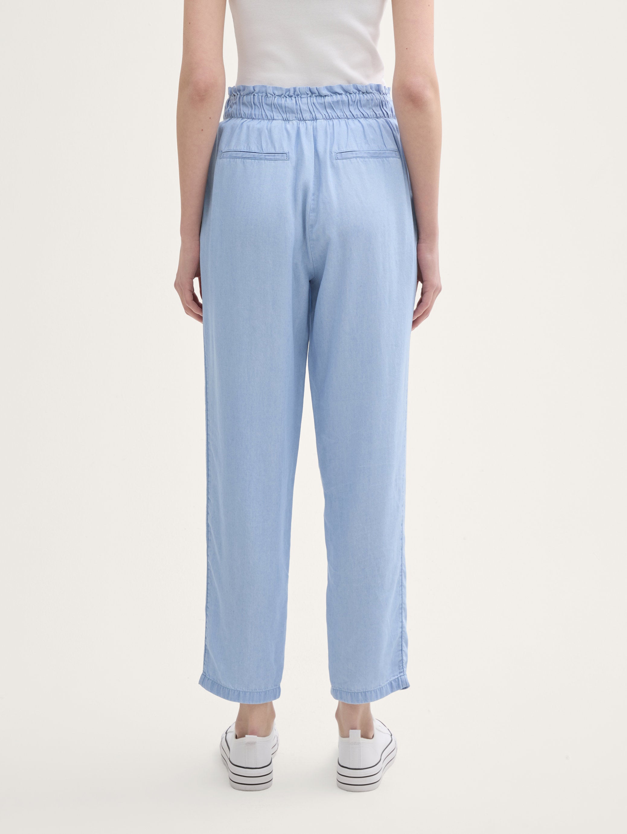 Tom Tailor_Tapered Paperbag Trousers_1045722_10151_02