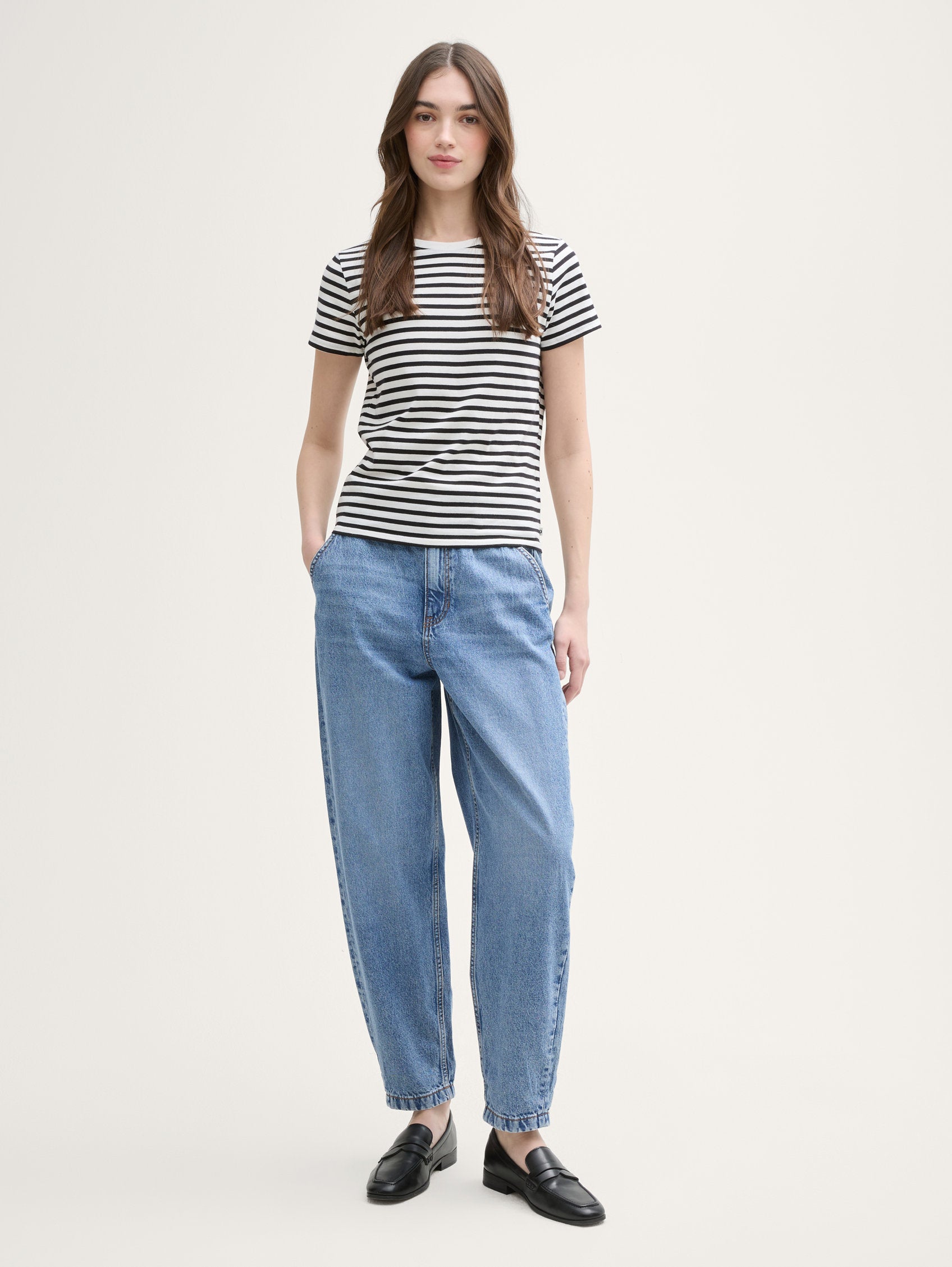 Tom Tailor_Paperbag Barrel Jeans_1045968_10119_01